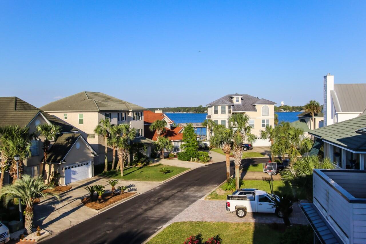 PALM HARBOR MARINA - Residential