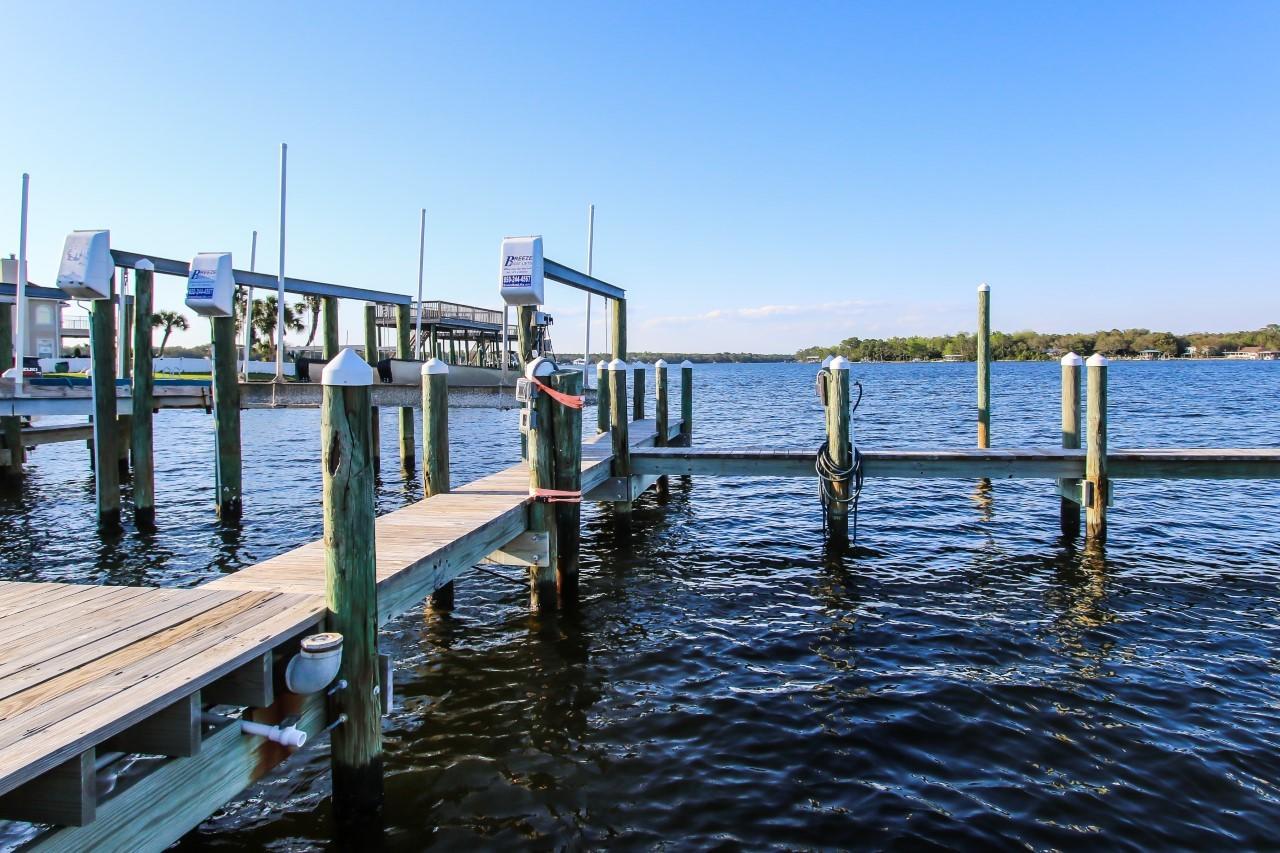 PALM HARBOR MARINA - Residential