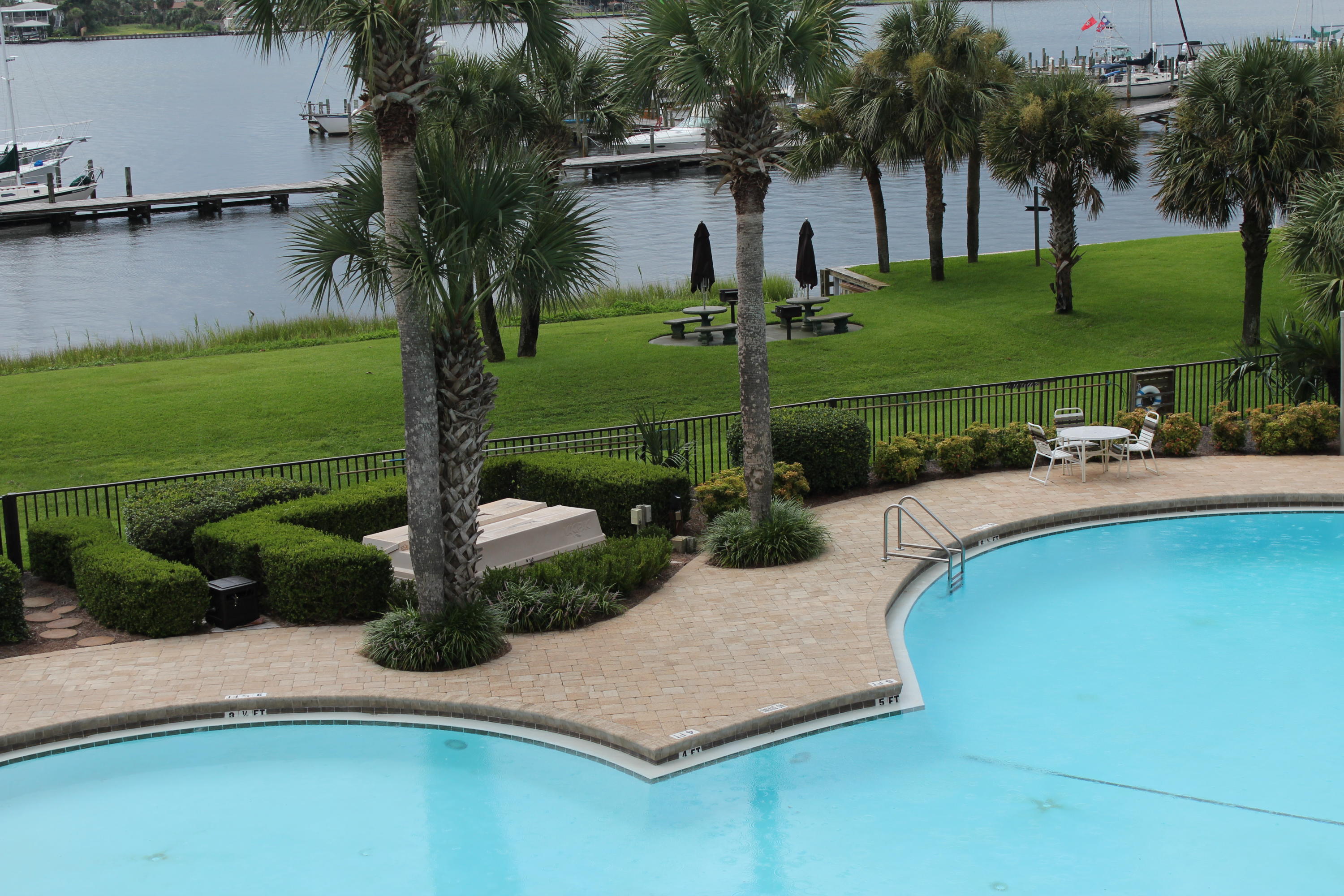 PIRATES BAY PH 1 - Residential