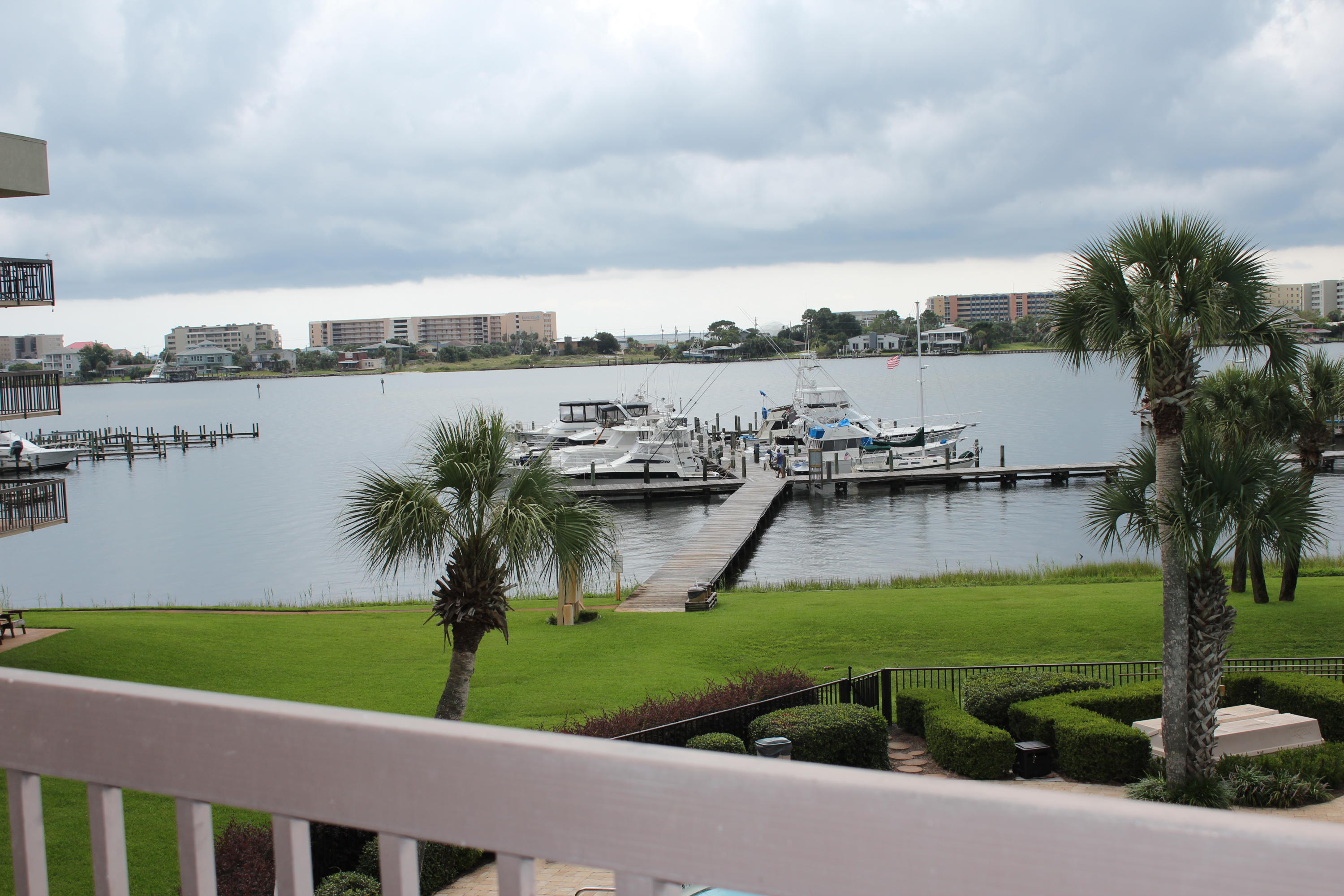 PIRATES BAY PH 1 - Residential