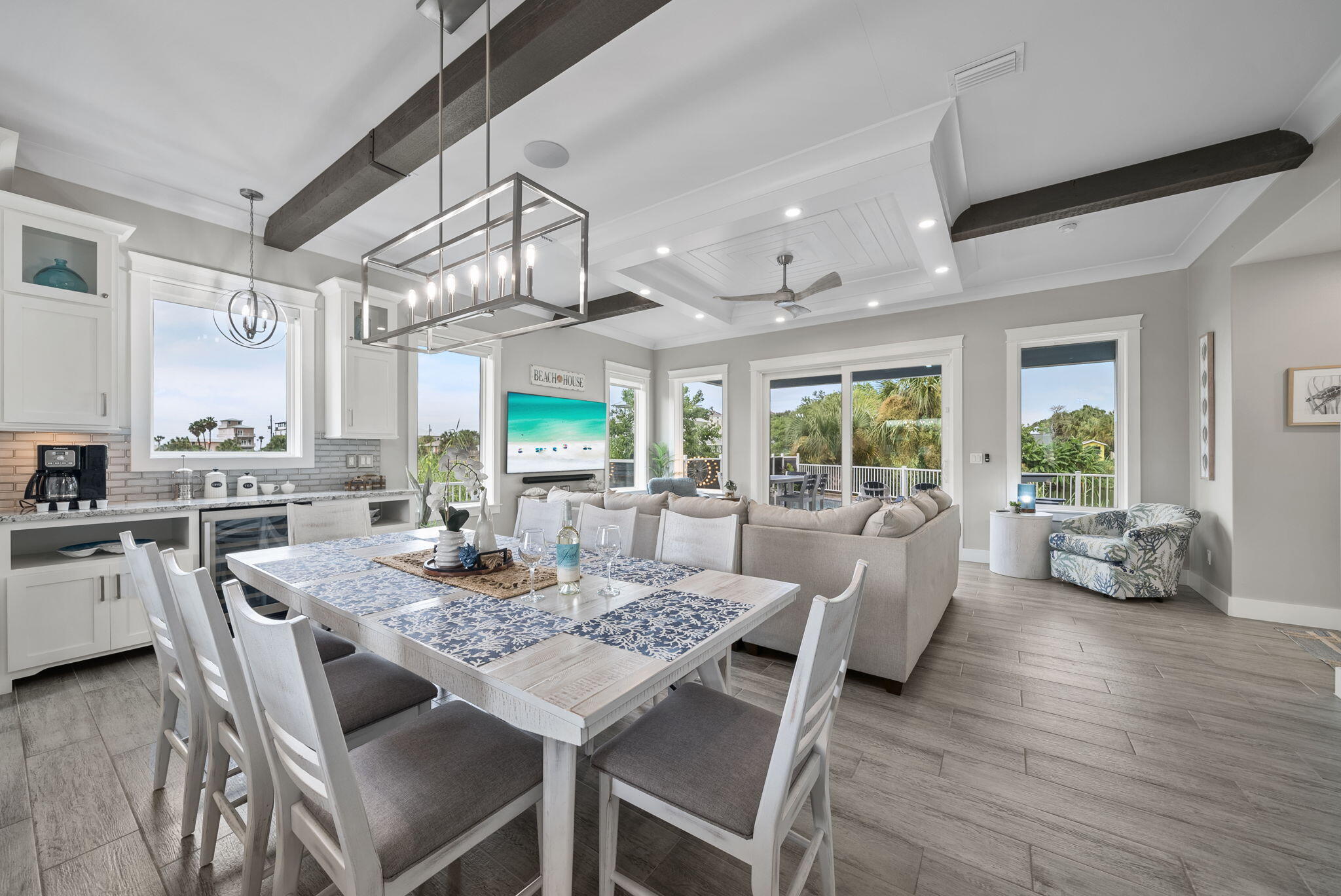 LAGUNA BEACH 7TH ADDN - Residential