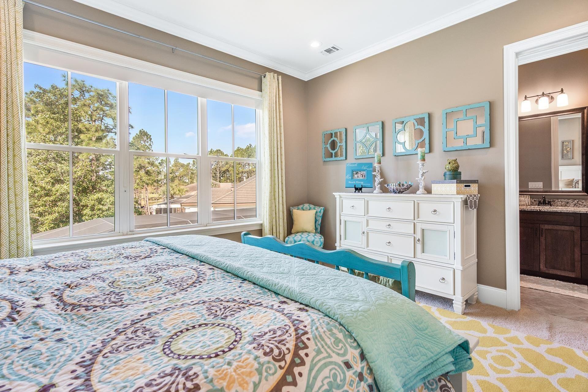 ISLAND GREEN - Residential