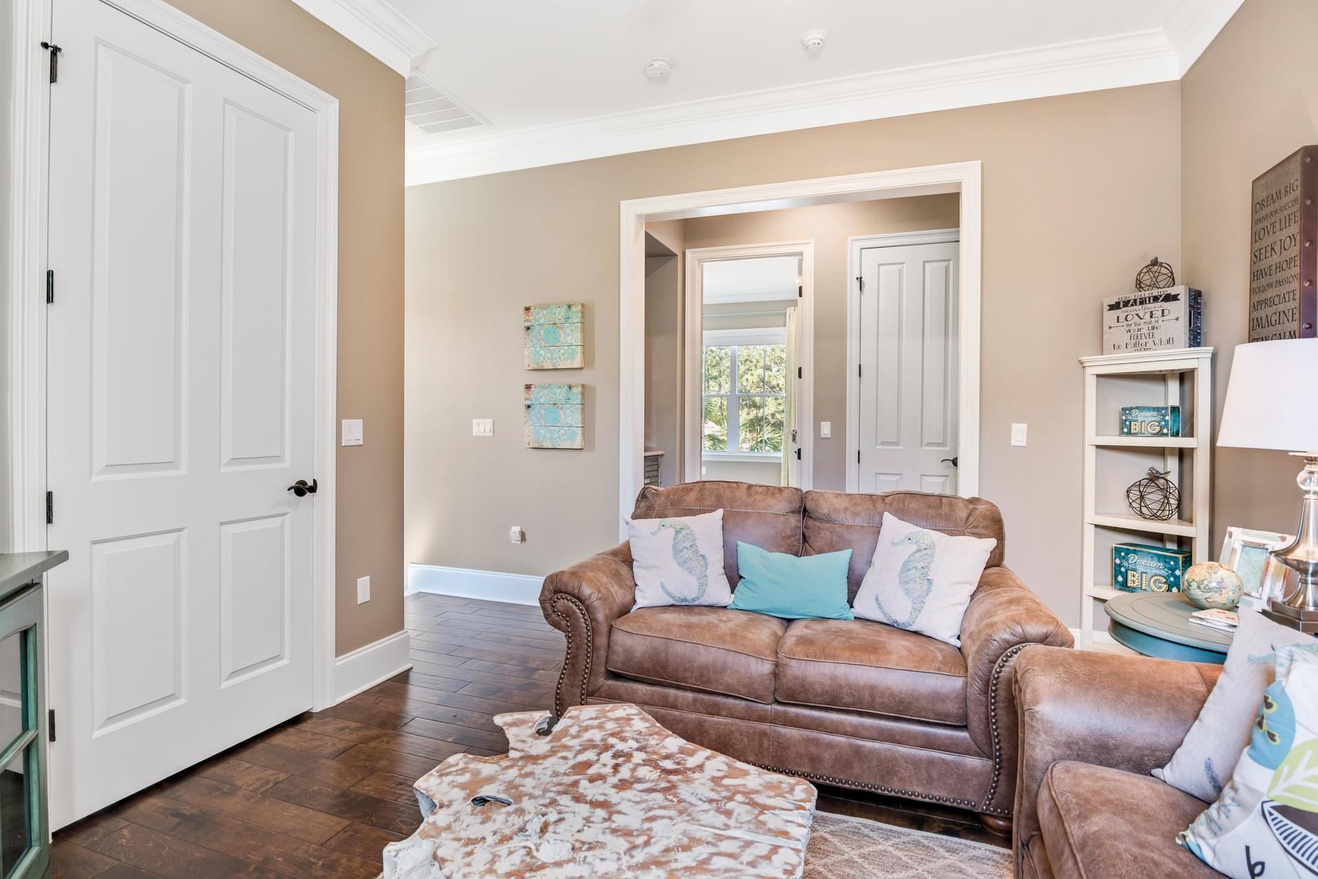 ISLAND GREEN - Residential