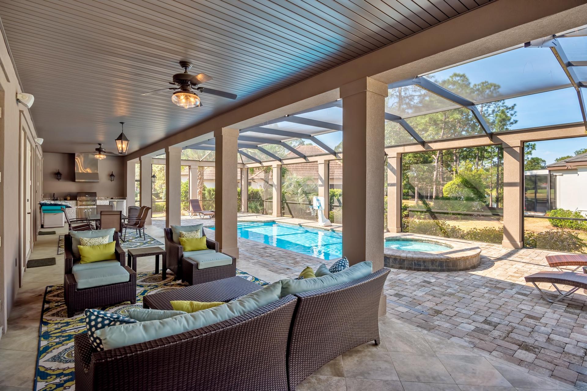 ISLAND GREEN - Residential