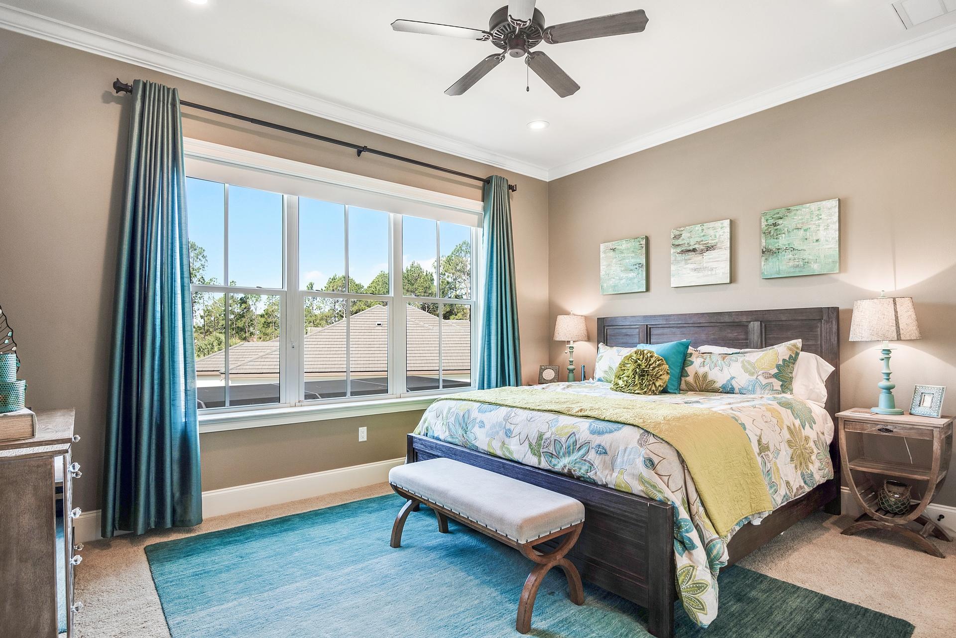 ISLAND GREEN - Residential