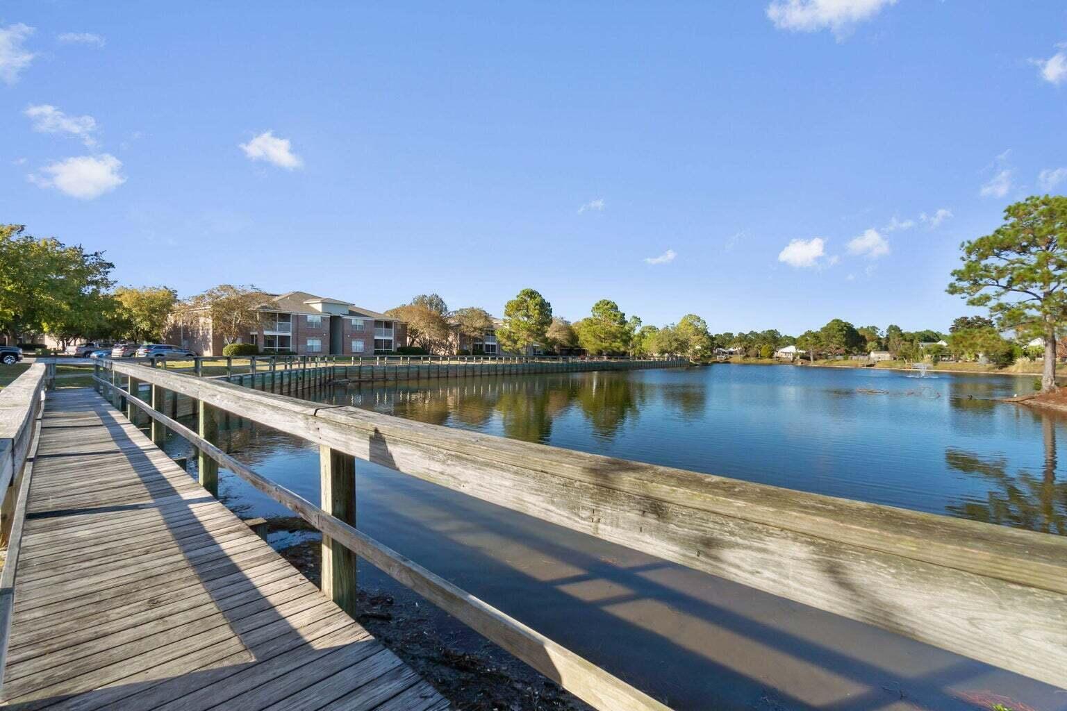 HIDDEN SHORES - Residential
