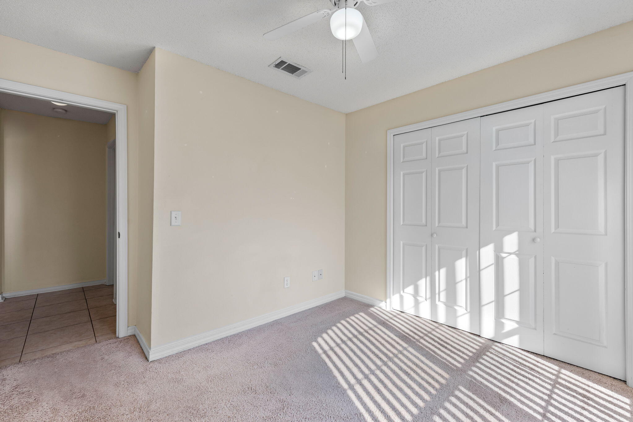 HIDDEN SHORES - Residential