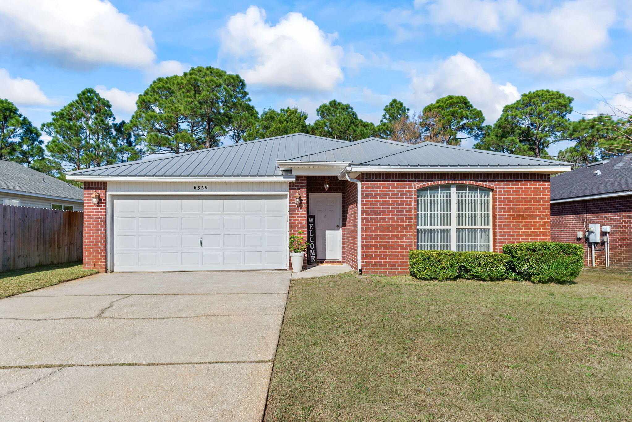 HIDDEN SHORES - Residential