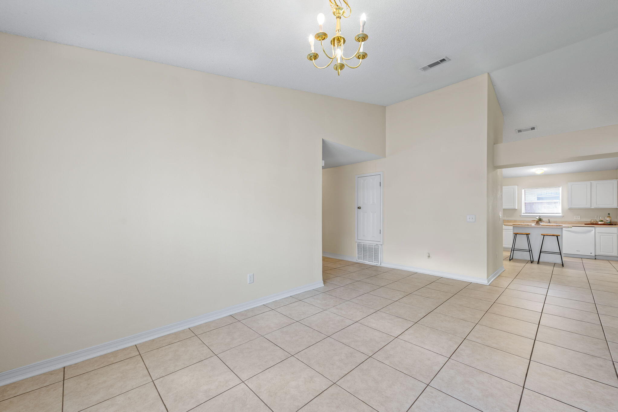 HIDDEN SHORES - Residential