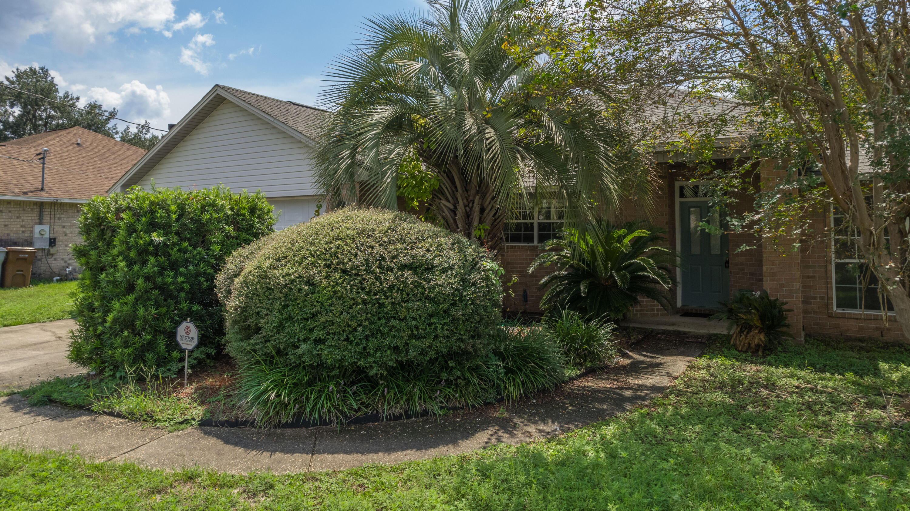 RIVERSIDE LANDING - Residential