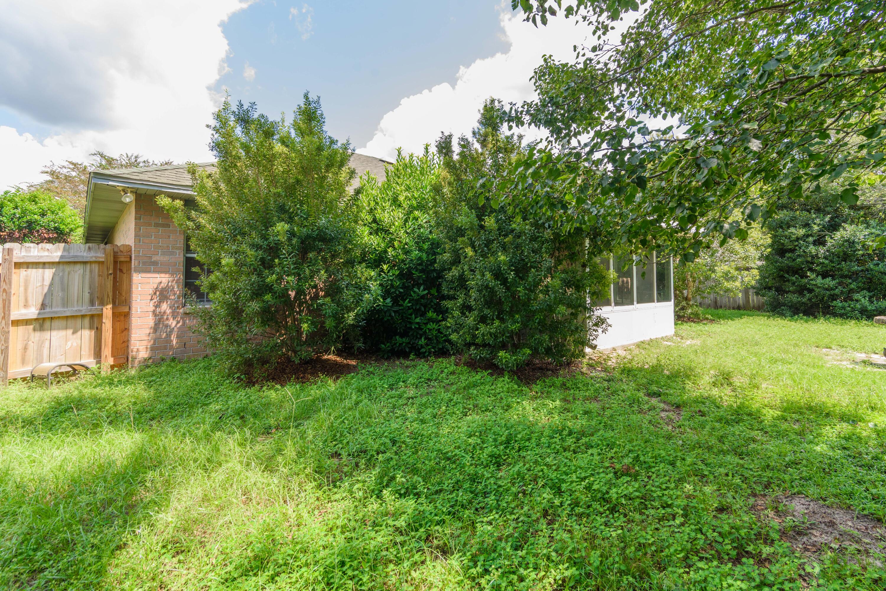 RIVERSIDE LANDING - Residential