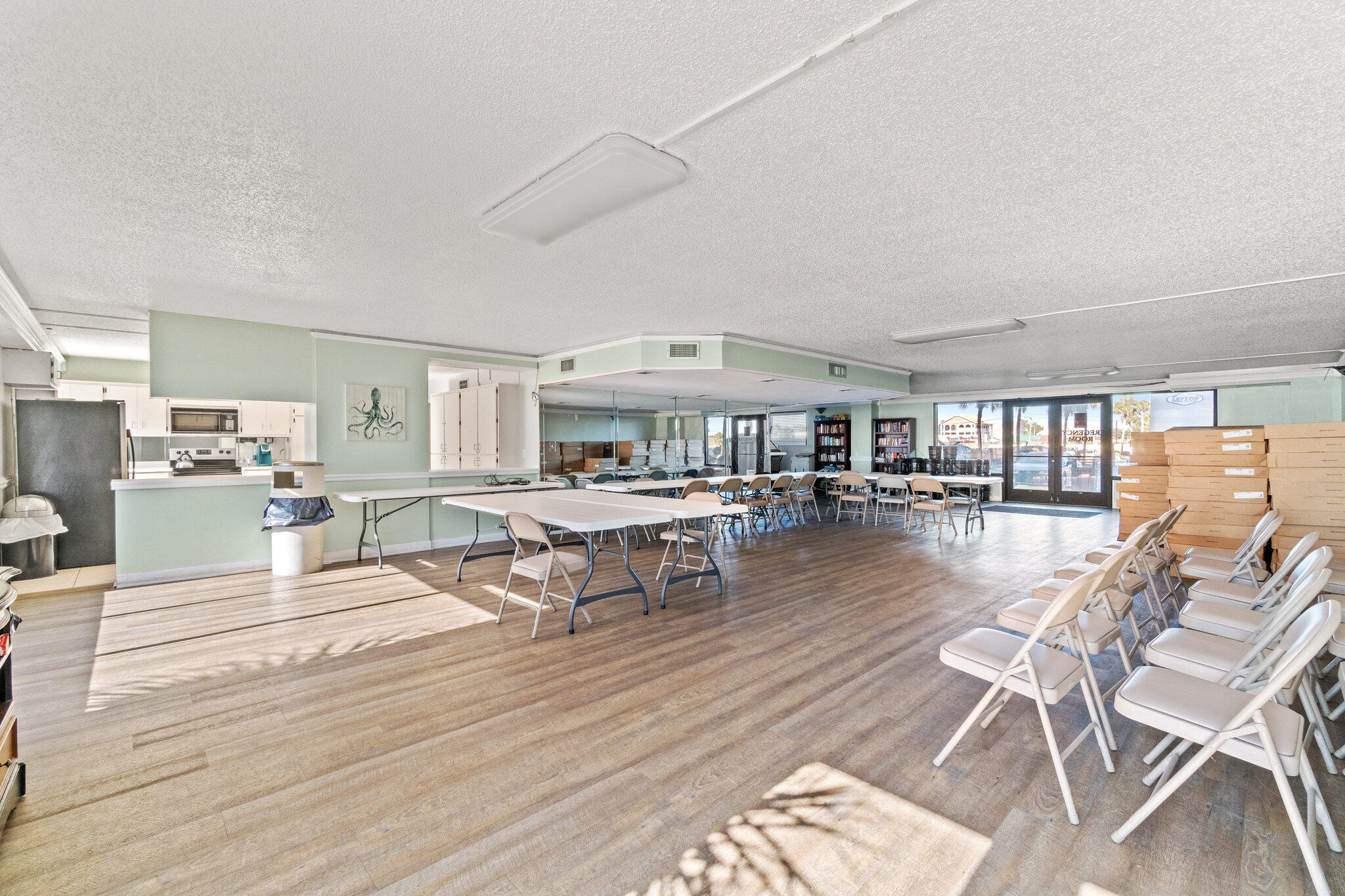 REGENCY TOWERS CONDO - Residential