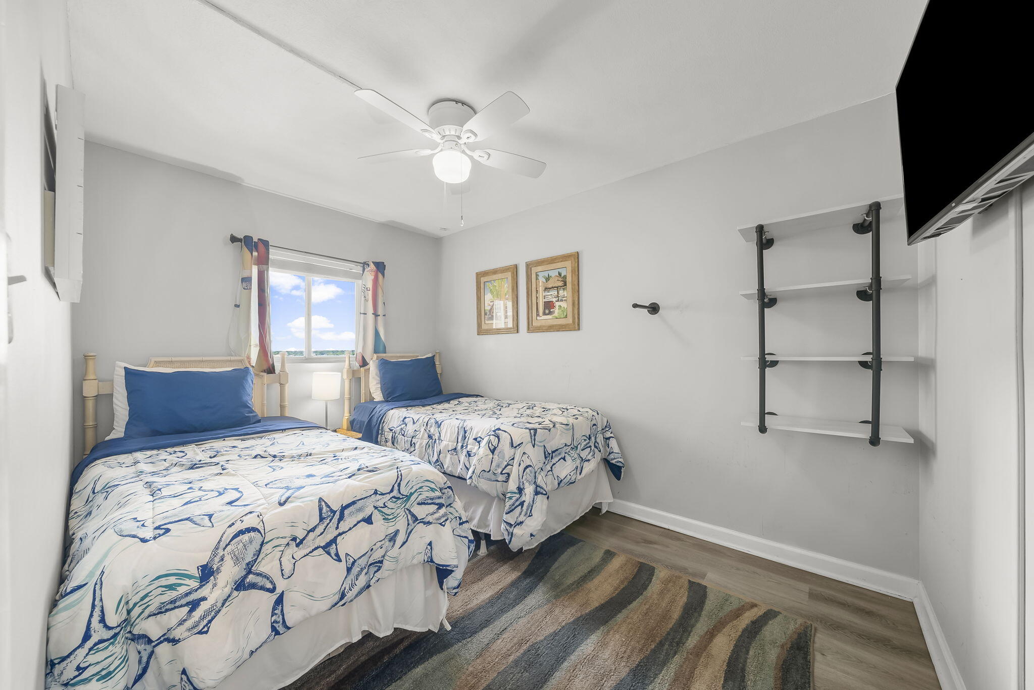 REGENCY TOWERS CONDO - Residential