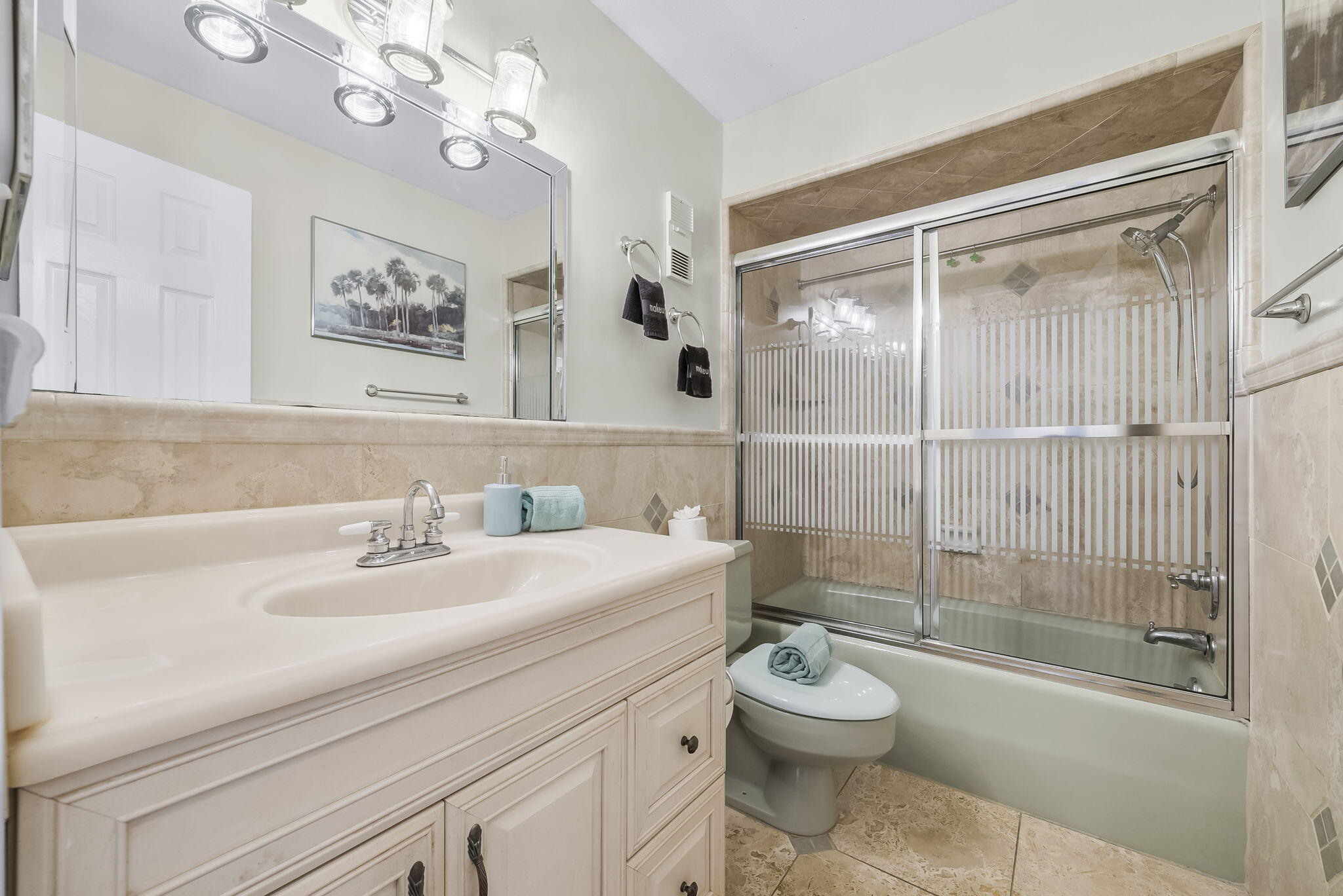 REGENCY TOWERS CONDO - Residential