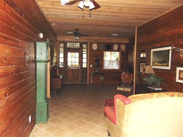 METES & BOUNDS - Farm