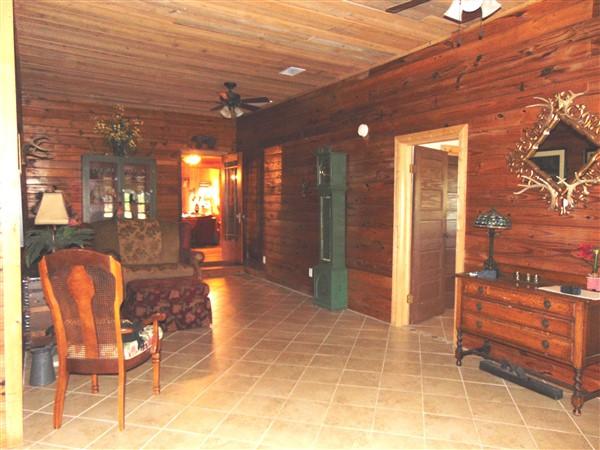 METES & BOUNDS - Farm