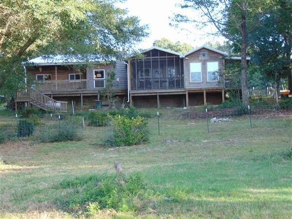 METES & BOUNDS - Farm