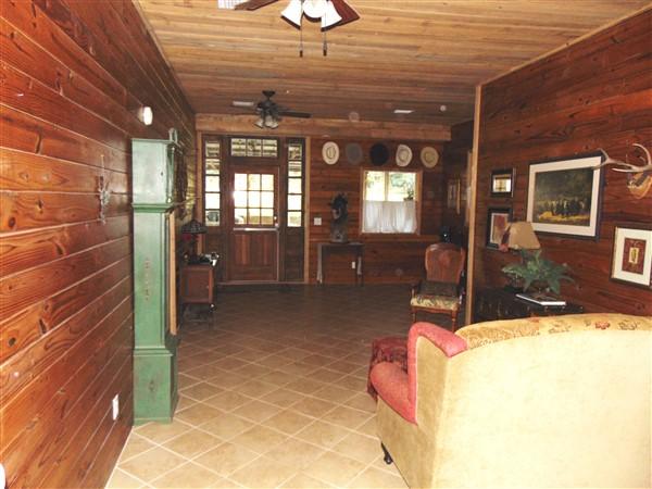 METES & BOUNDS - Farm