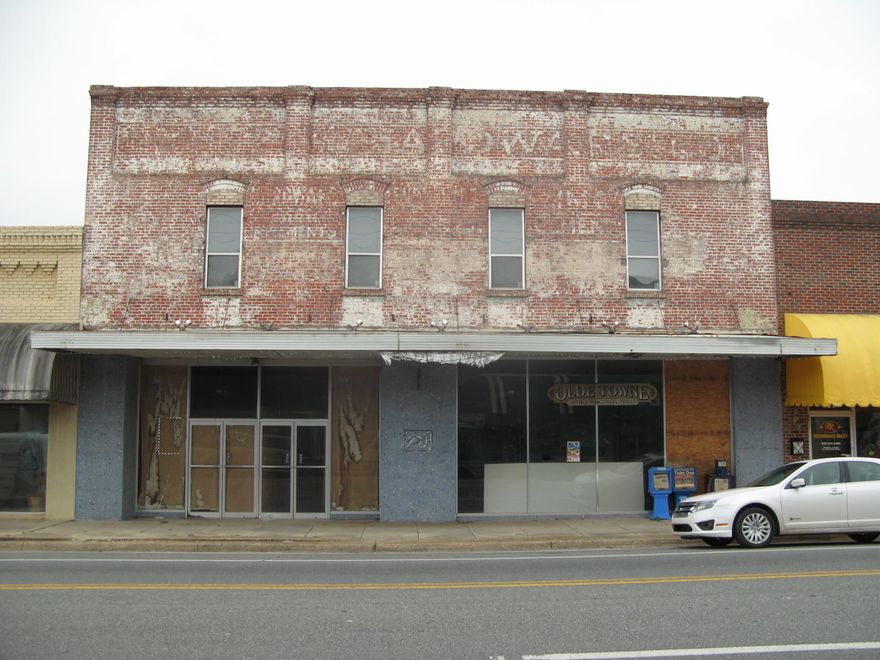 2 story retail building with front and rear entrance. Located near Courthouse. Needs new roof and in poor condition. Will sell both buildings (115 & 119 Waukesha) for $29,500 total. WILL NOT SELL SEPERATLY, MUST BUY BOTH BUILDINGS.