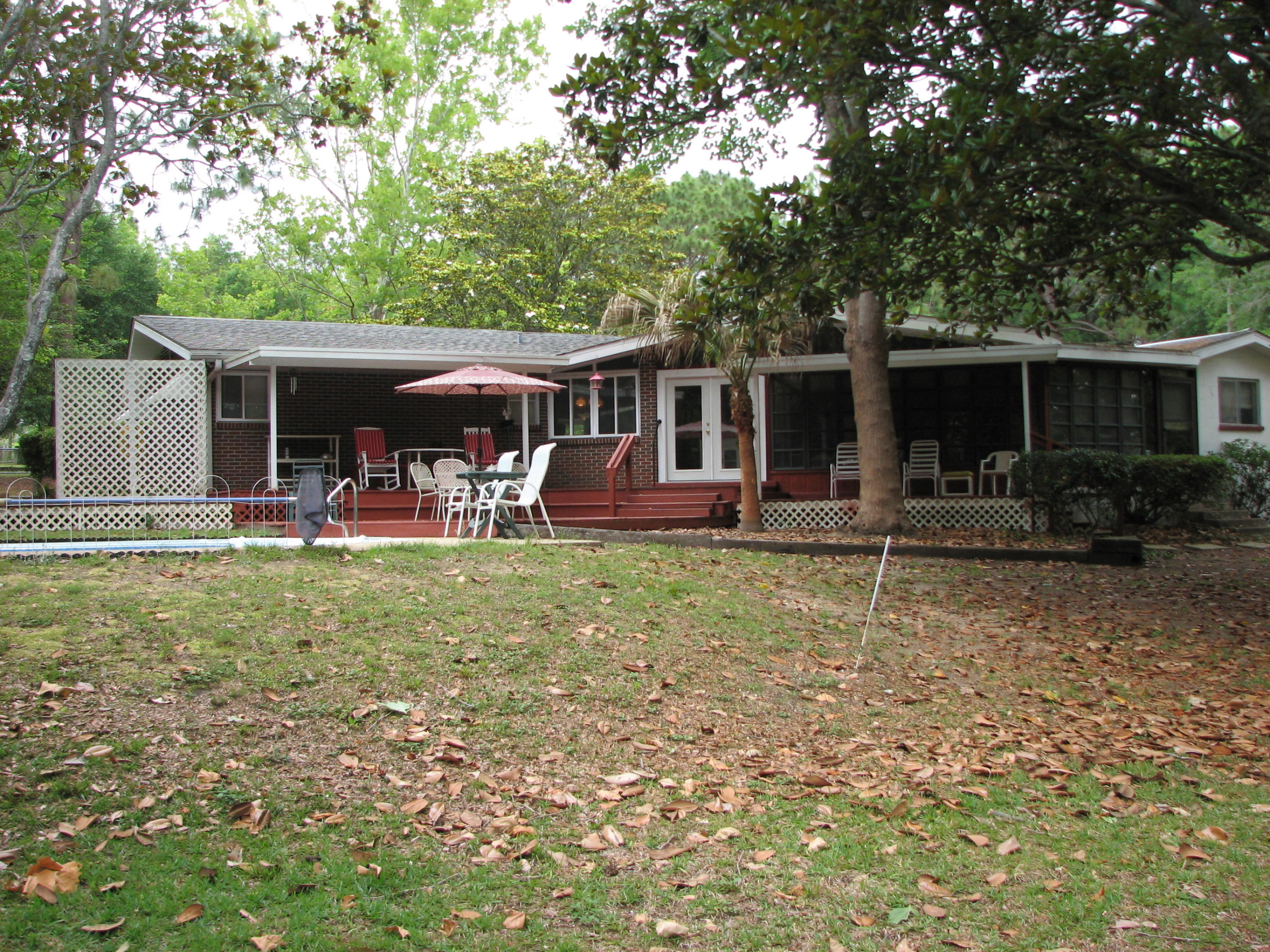 Lengthy Metes & Bounds Description - Residential