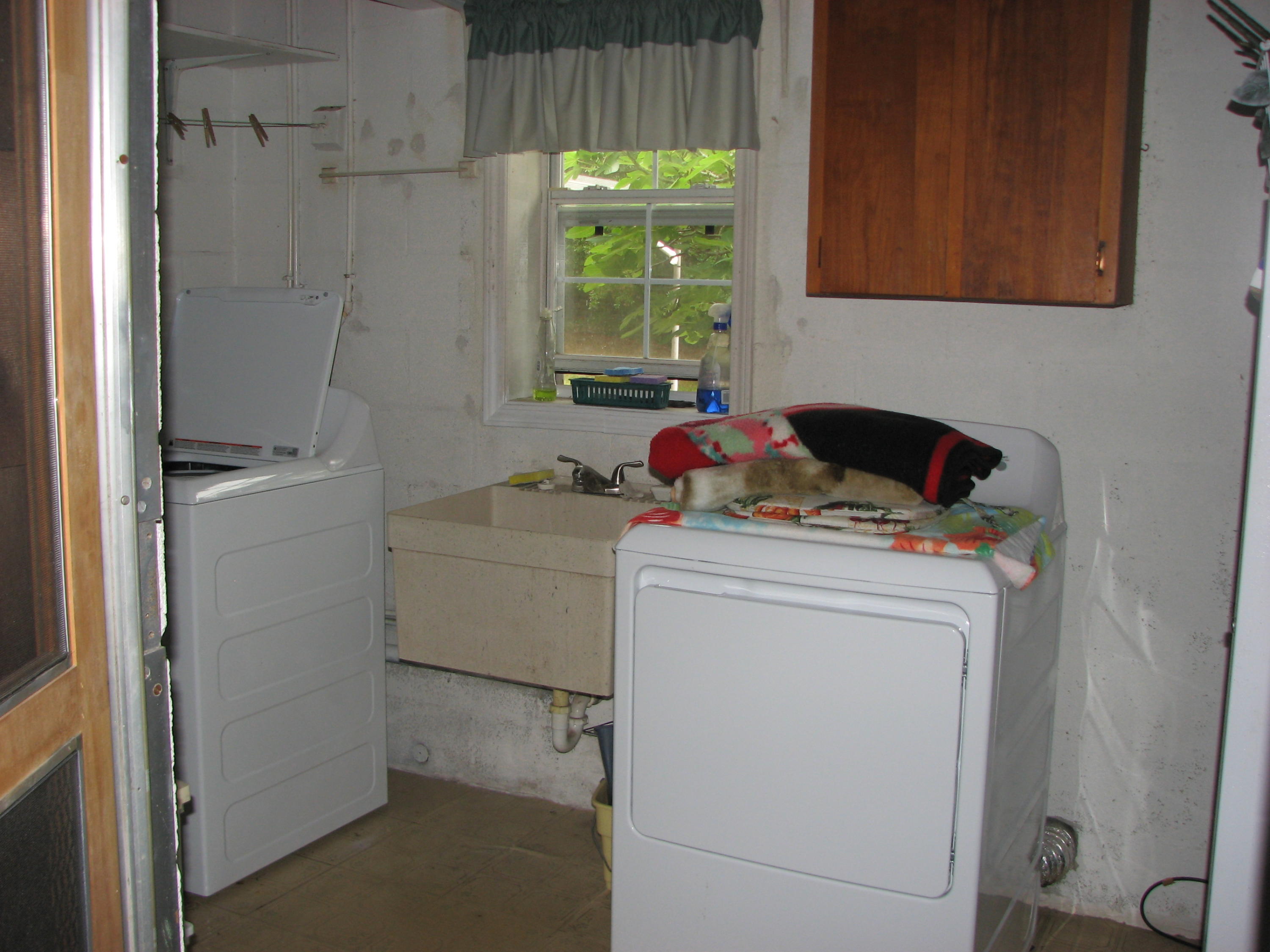 Lengthy Metes & Bounds Description - Residential