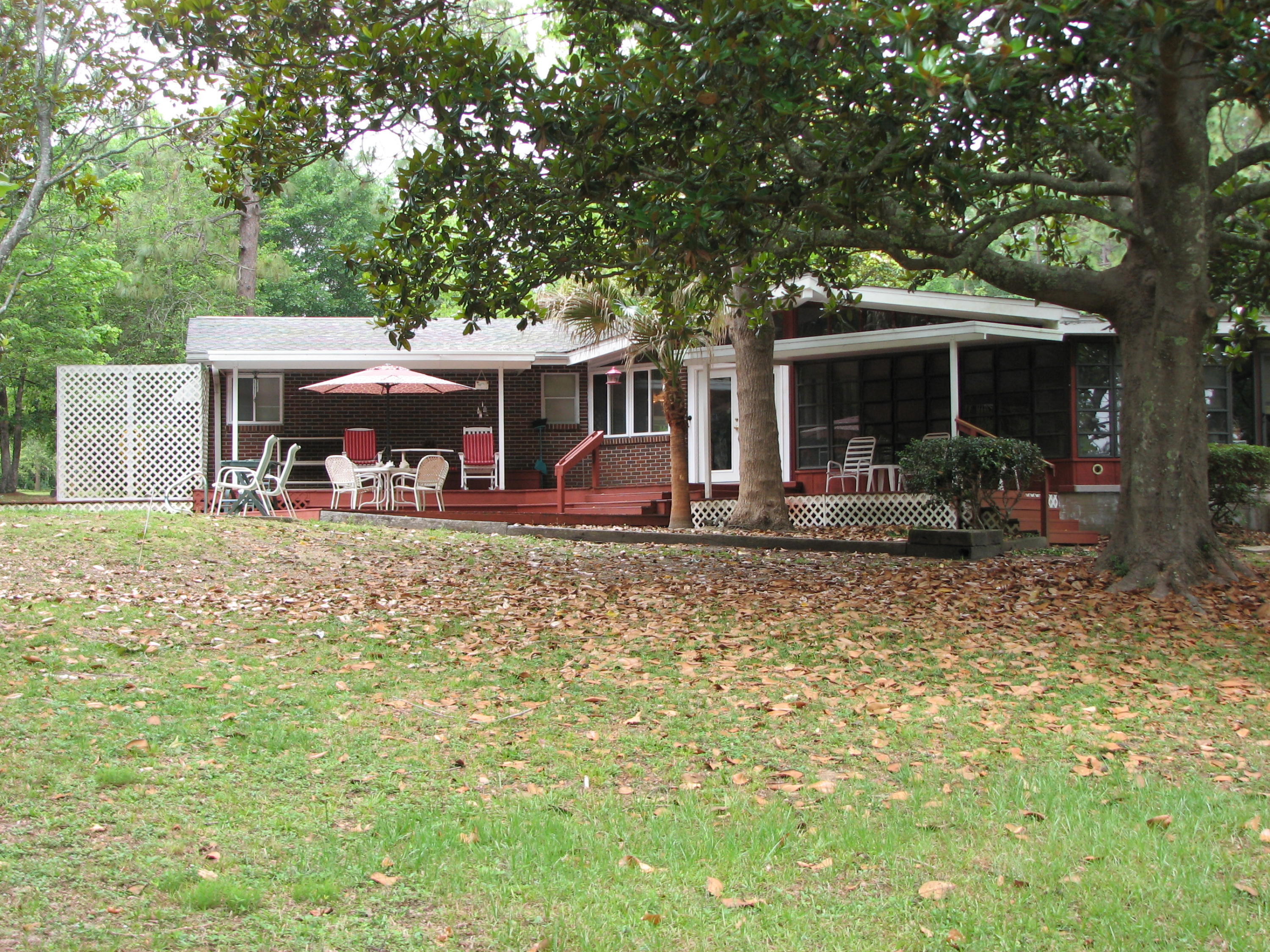 Lengthy Metes & Bounds Description - Residential