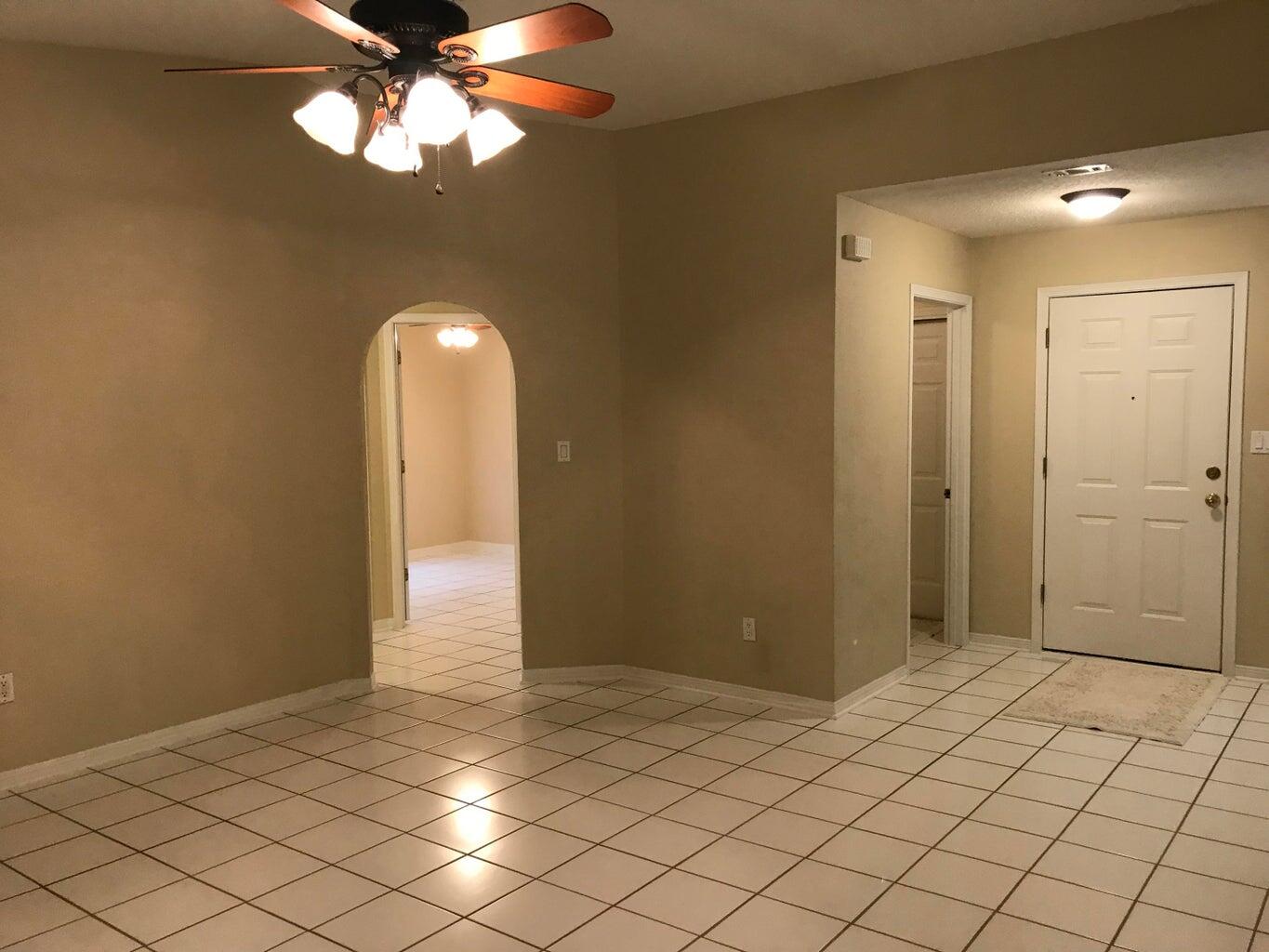 JACKSON TRAIL - Residential