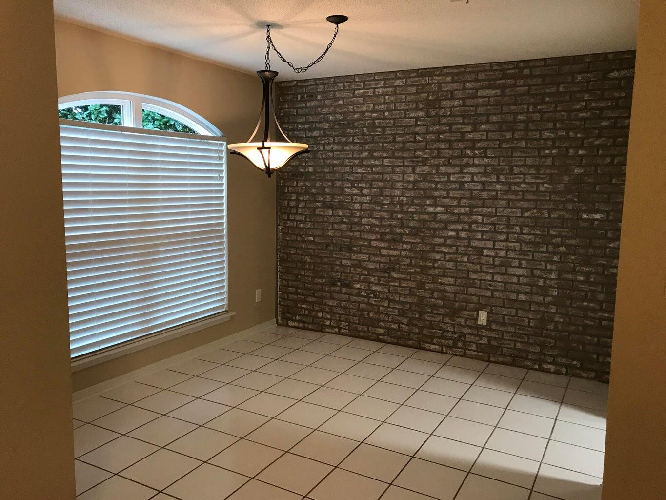 JACKSON TRAIL - Residential