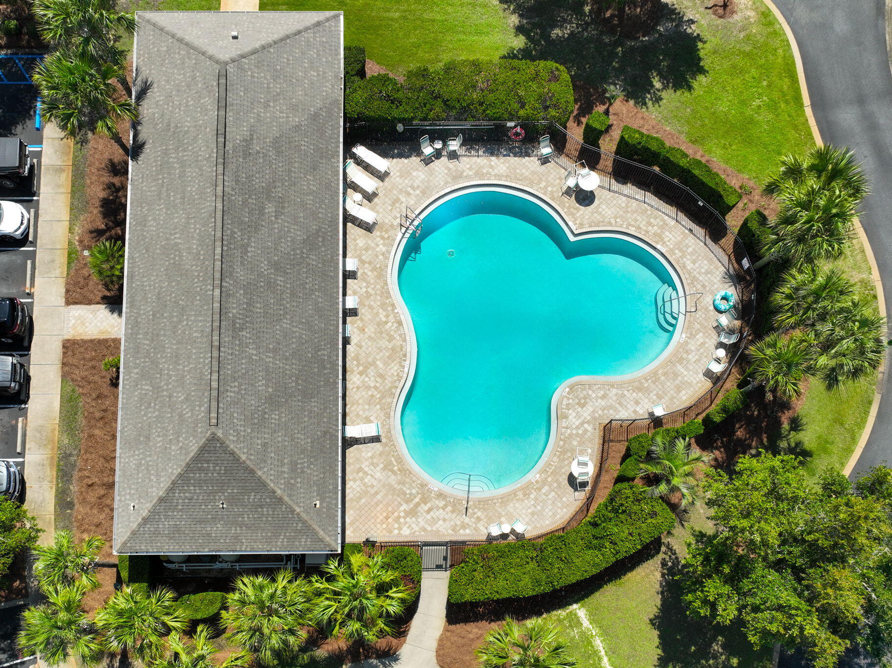 RESERVE POINTE - Residential