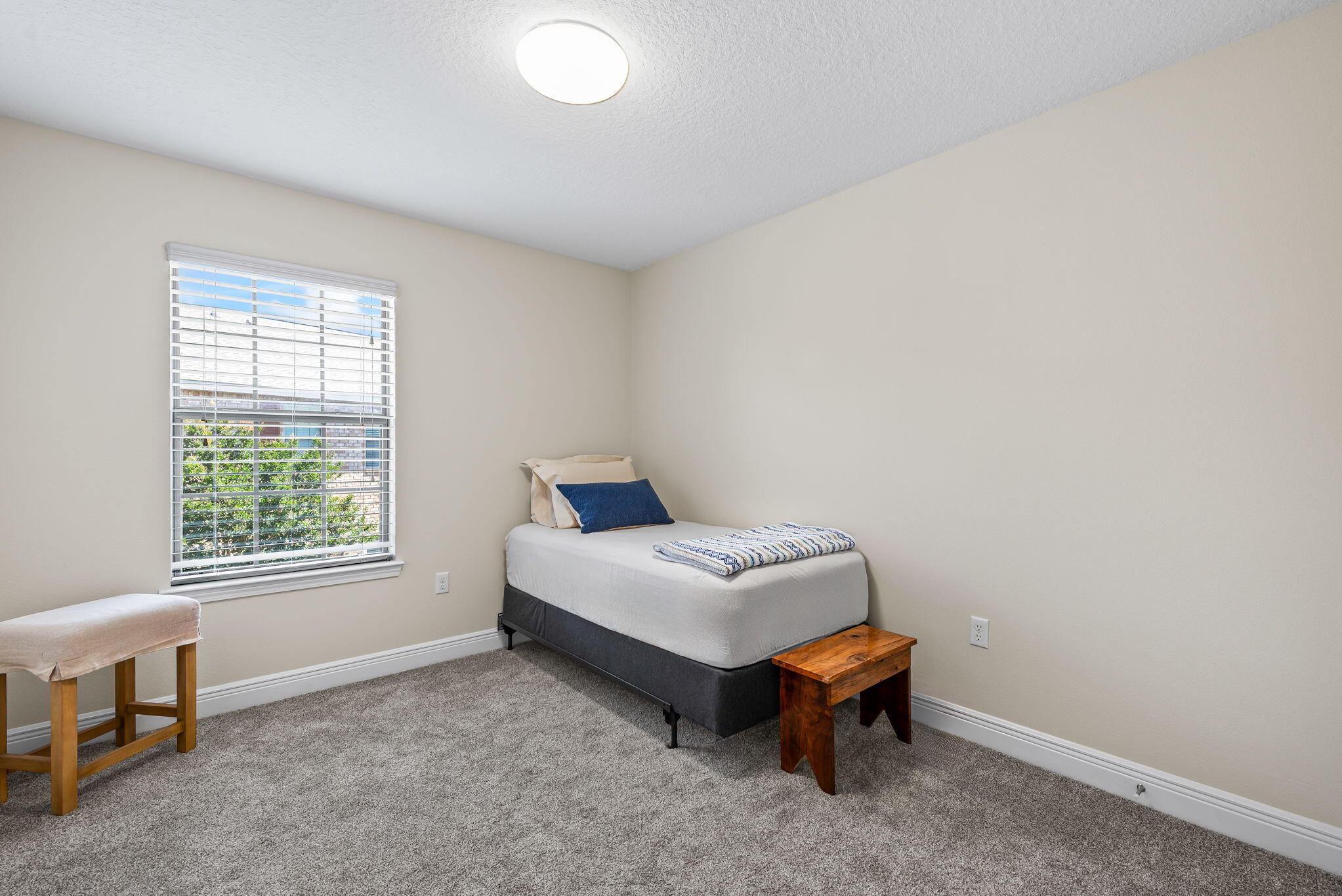 RESERVE POINTE - Residential