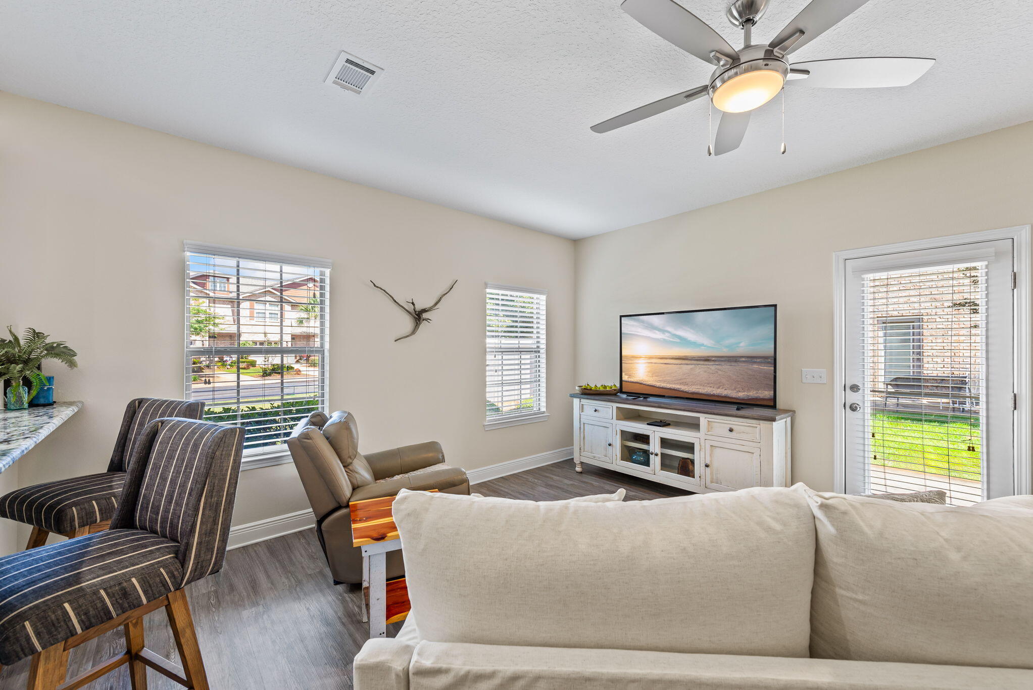 RESERVE POINTE - Residential