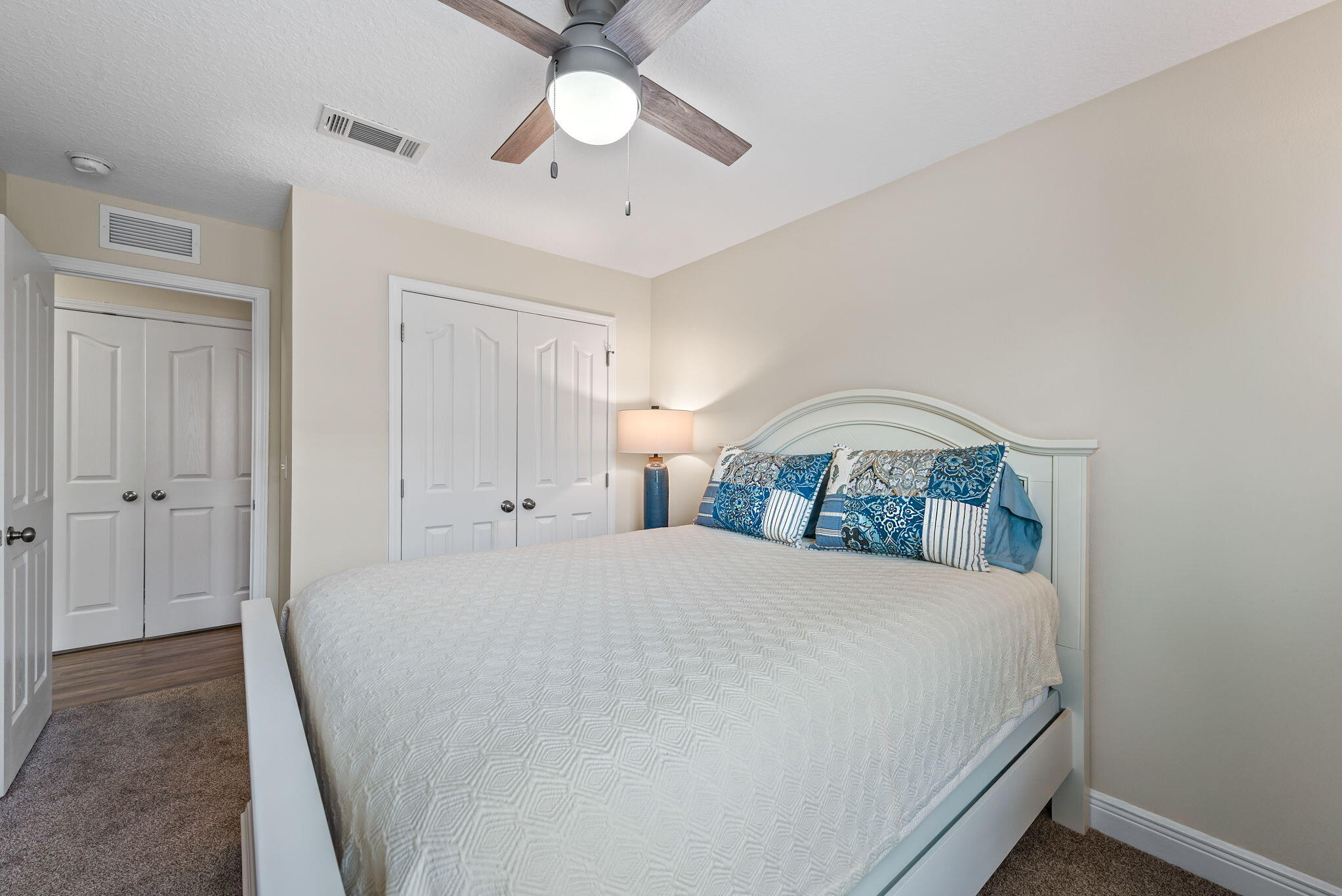 RESERVE POINTE - Residential
