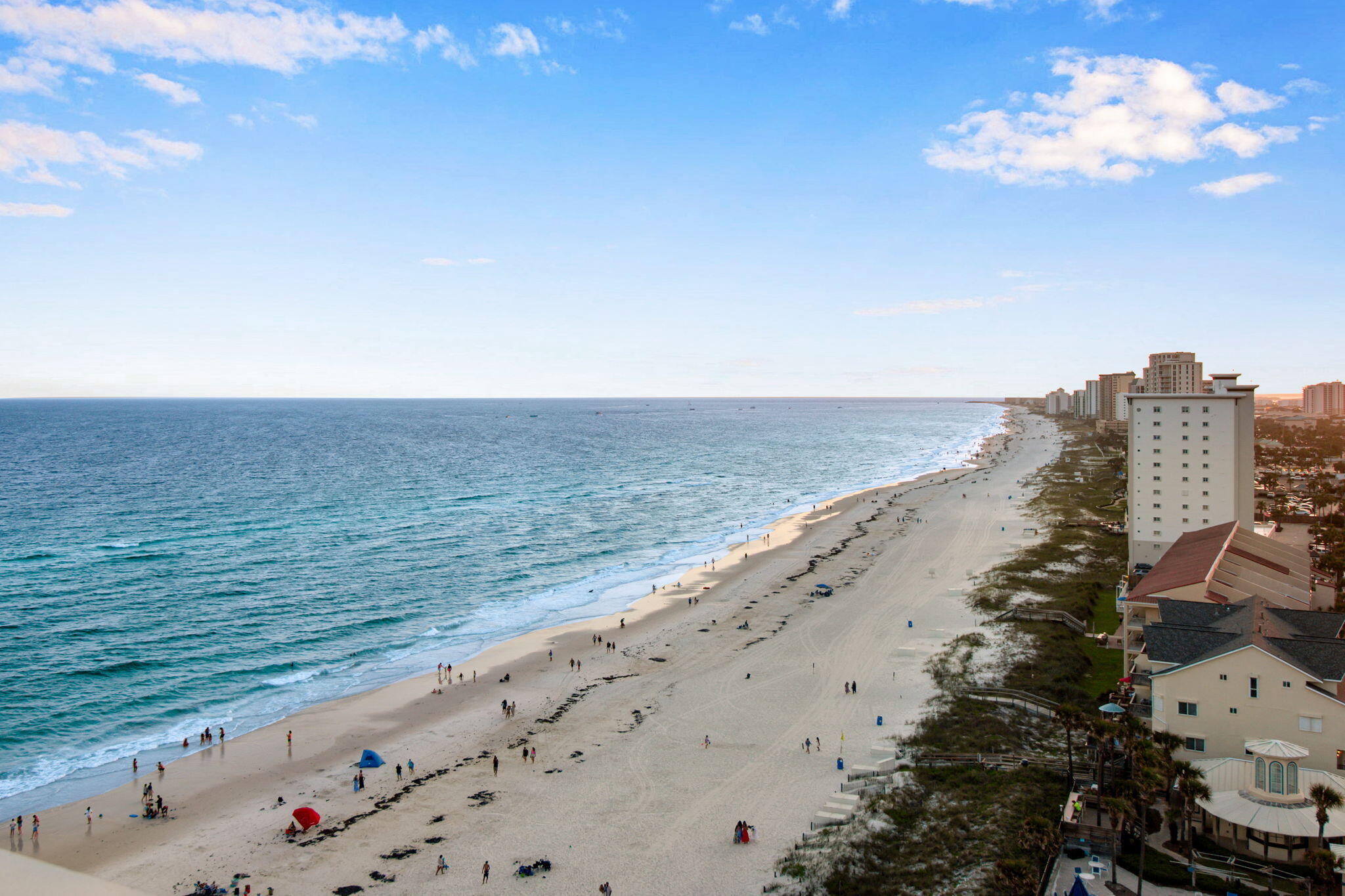 SIGNATURE BEACH - Residential