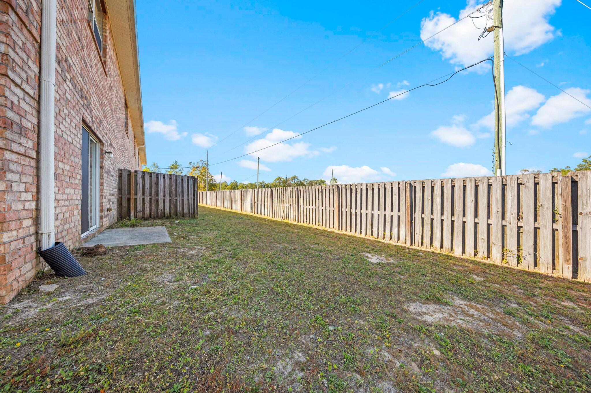 Miranda Apartments - Residential Lease