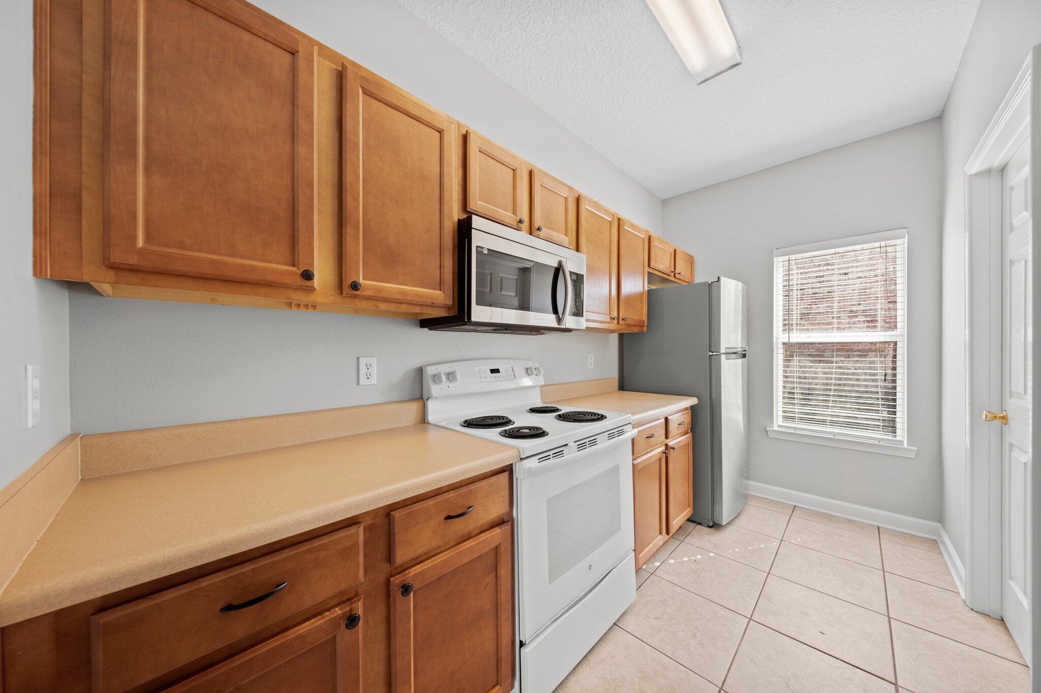 Miranda Apartments - Residential Lease