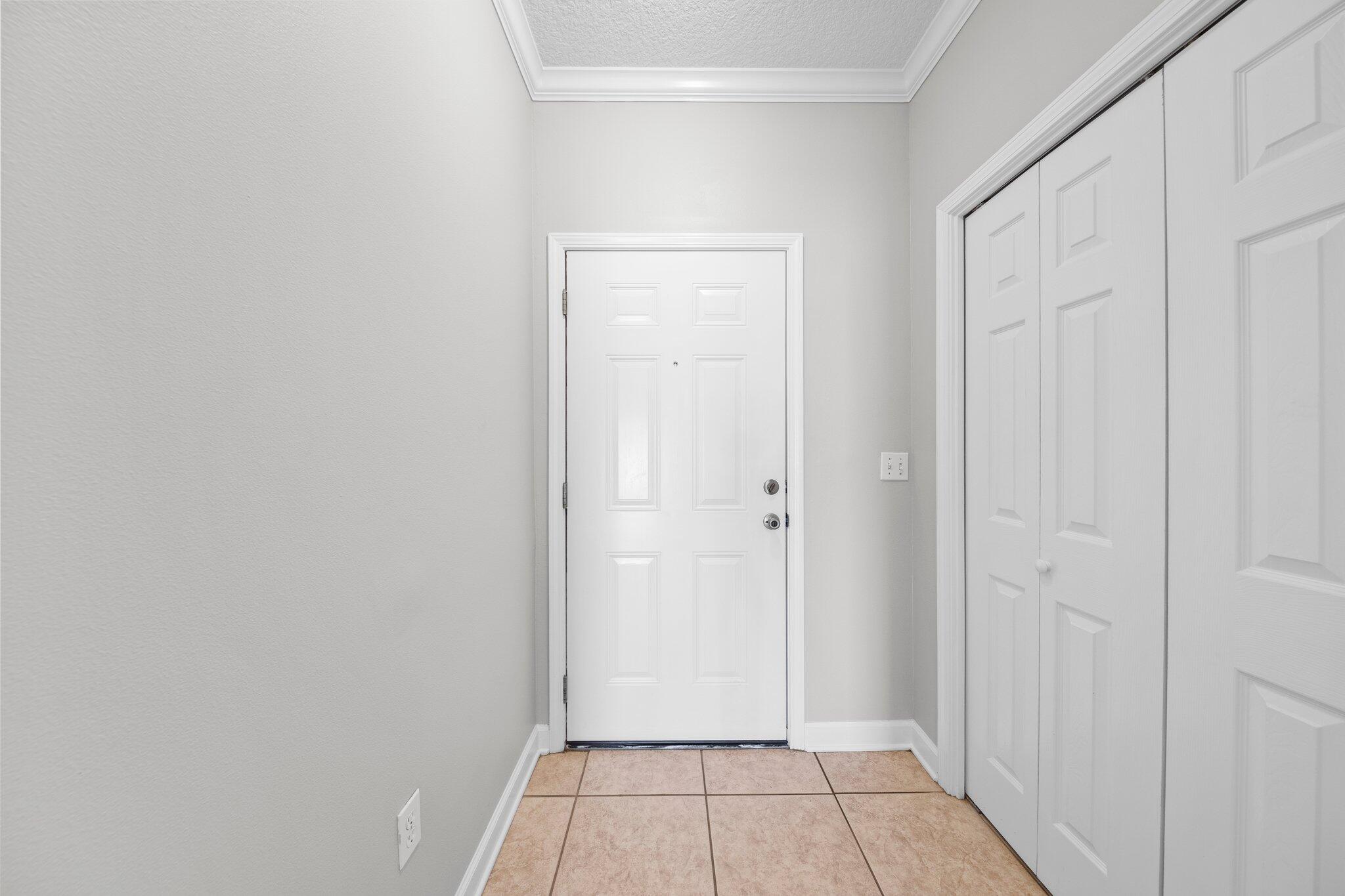 Miranda Apartments - Residential Lease