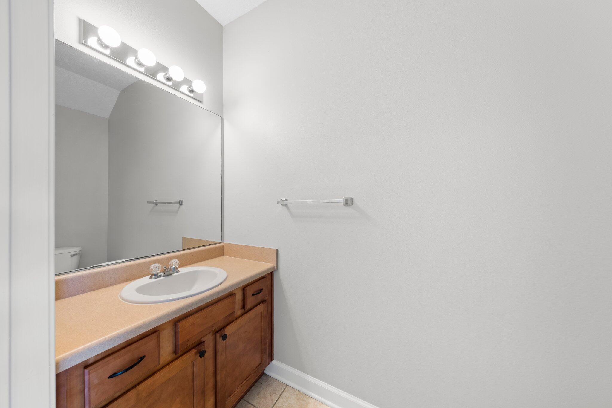 Miranda Apartments - Residential Lease