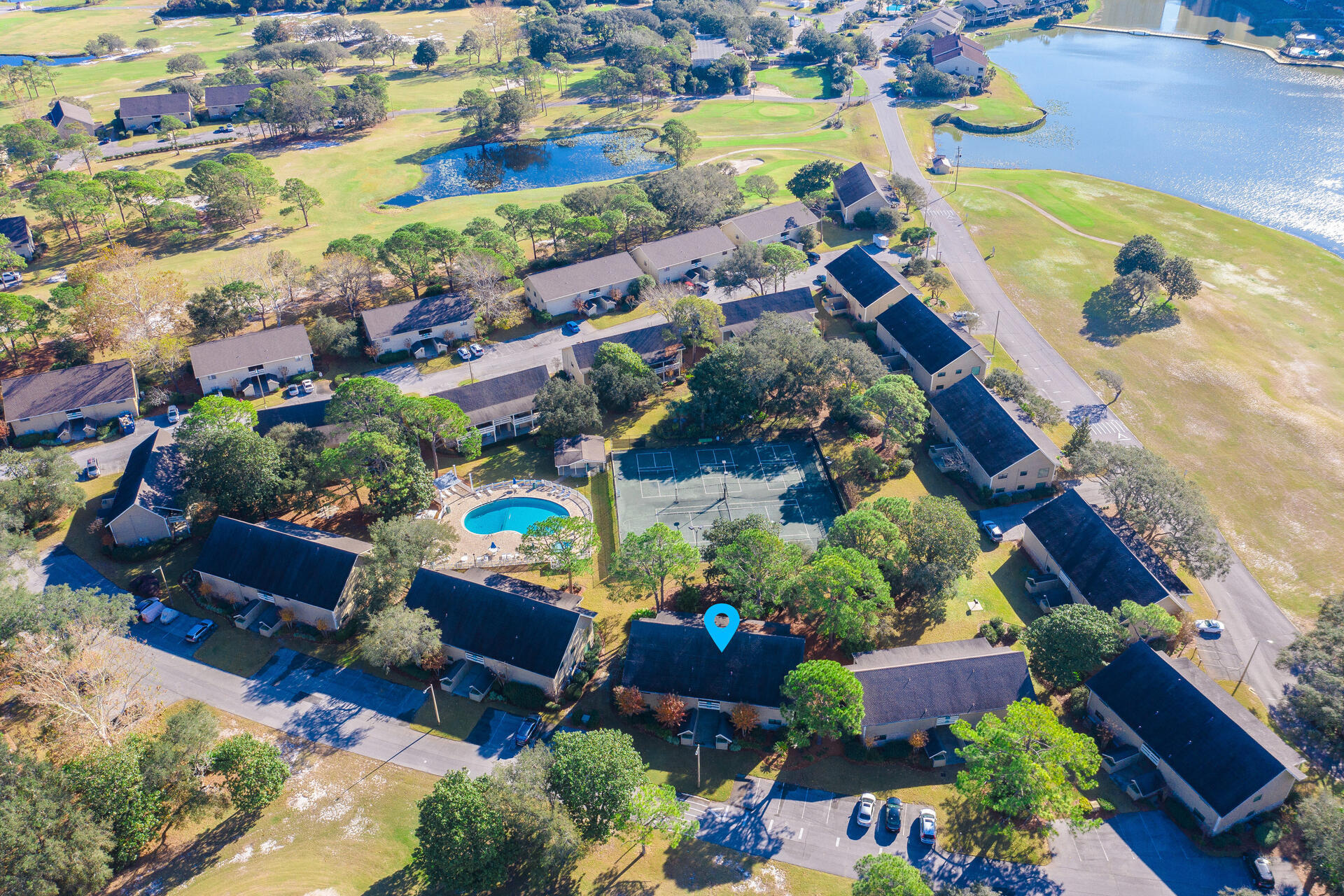 SEASCAPE CONDO GARDEN VILLA - Residential
