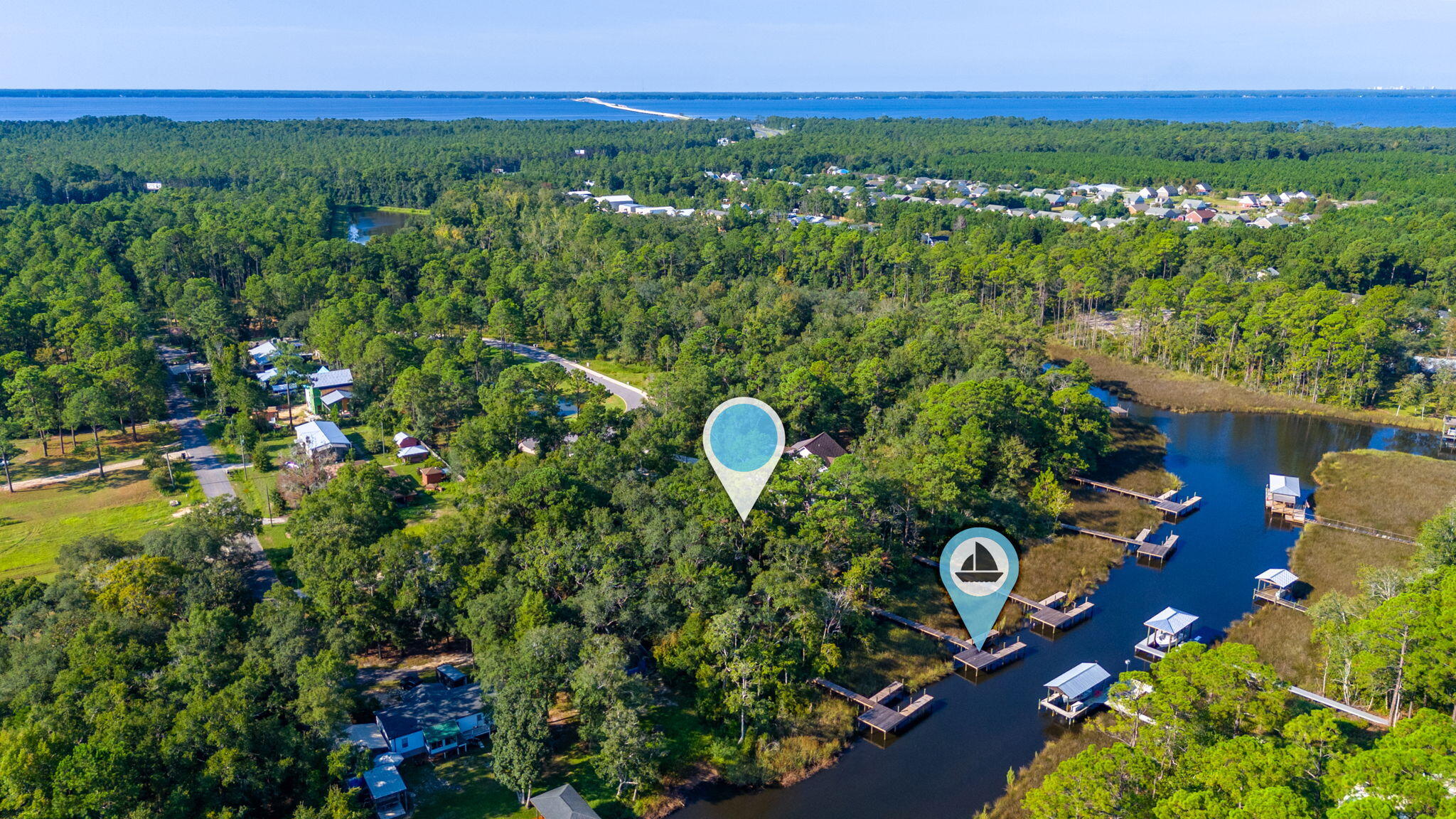 REDFISH POINT - Land