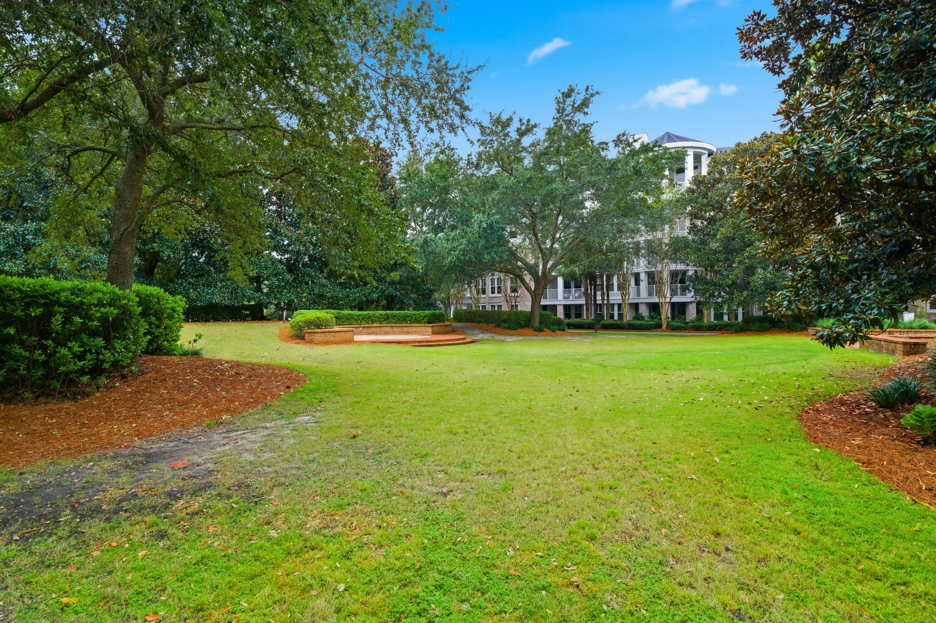 BAHIA CONDO - Residential