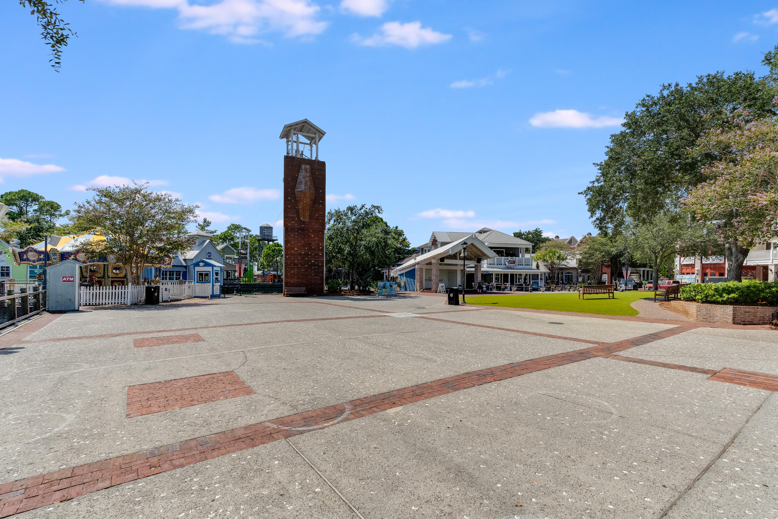 BAHIA CONDO - Residential