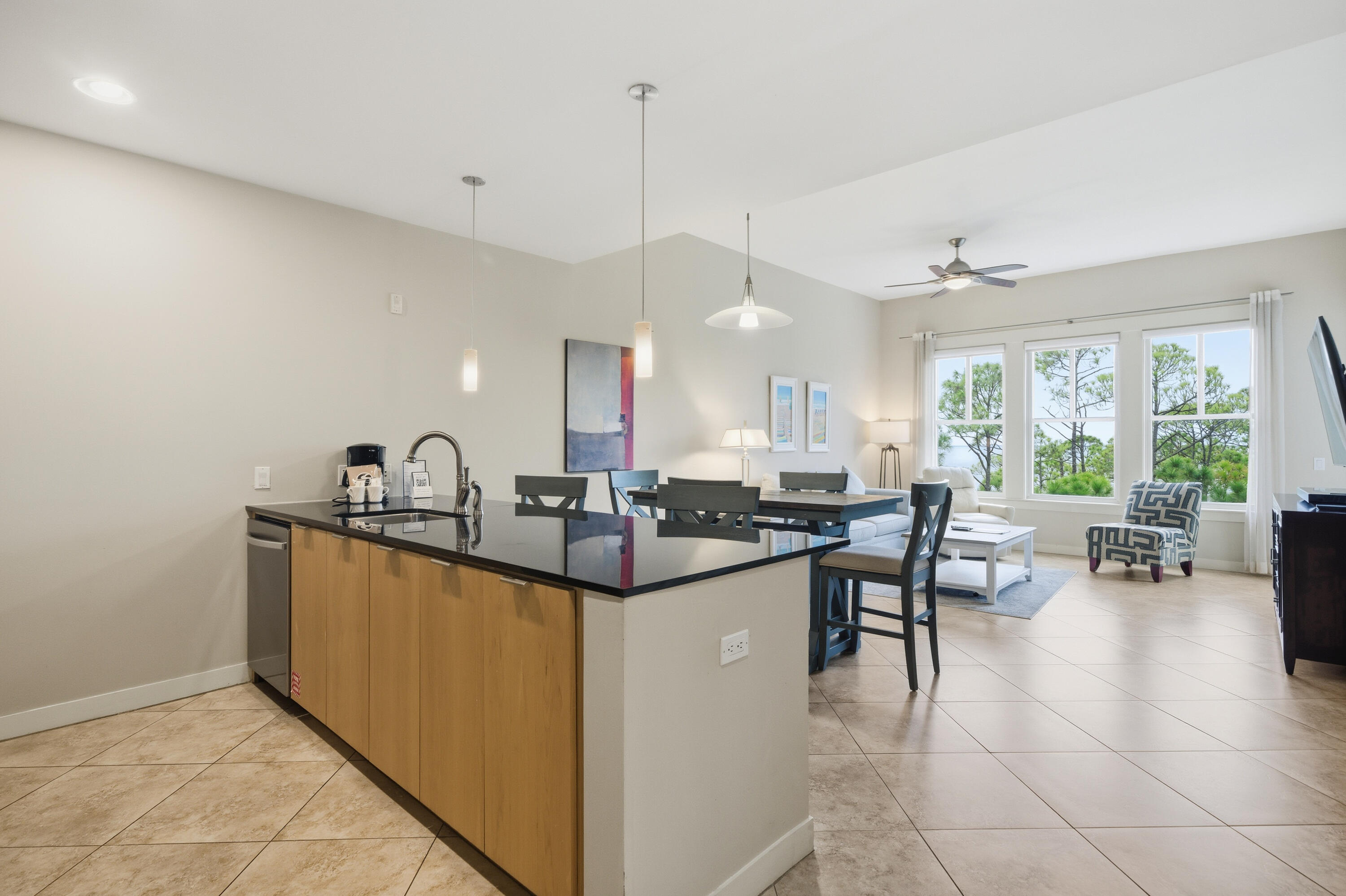 BAHIA CONDO - Residential