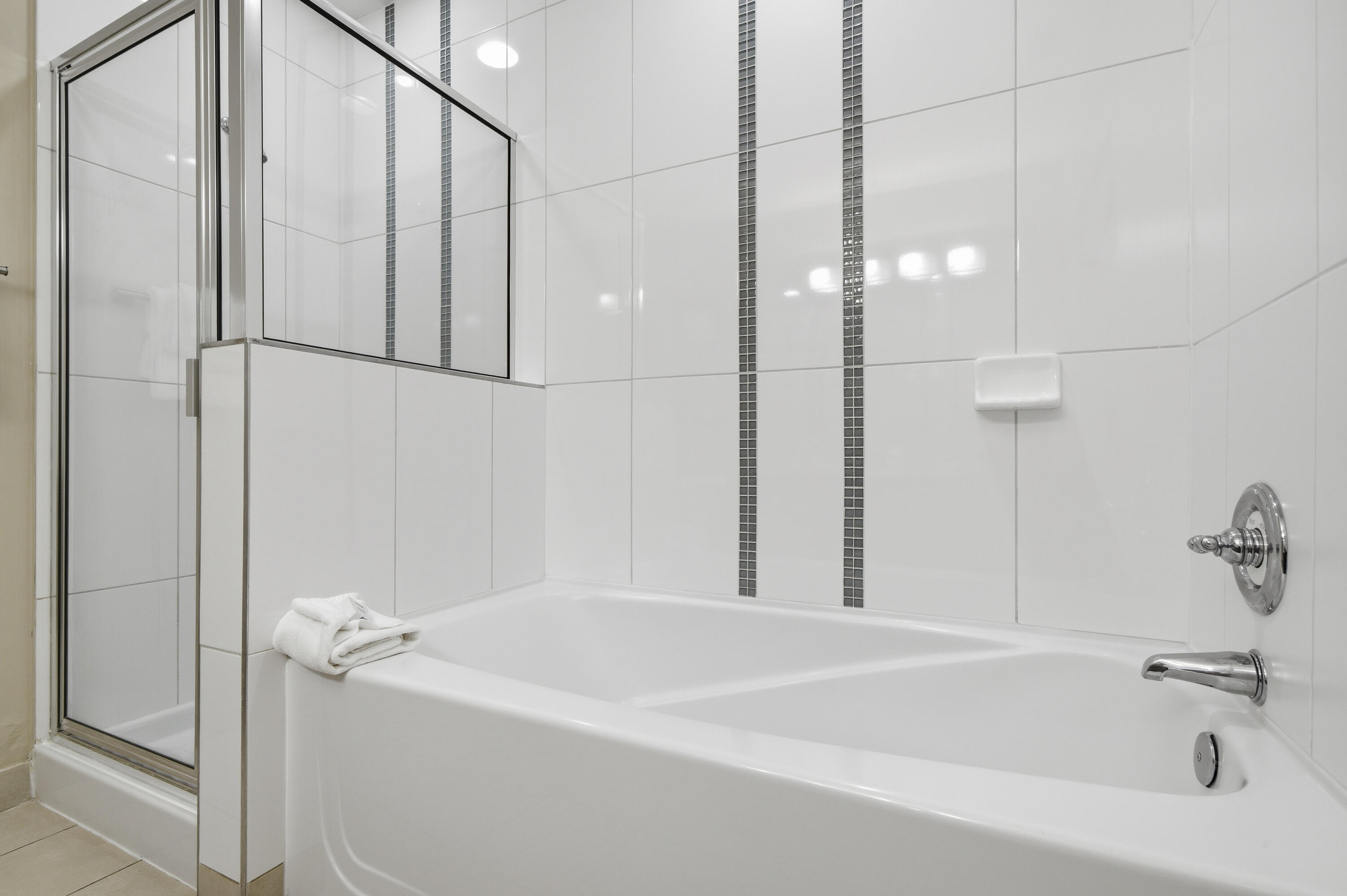 BAHIA CONDO - Residential