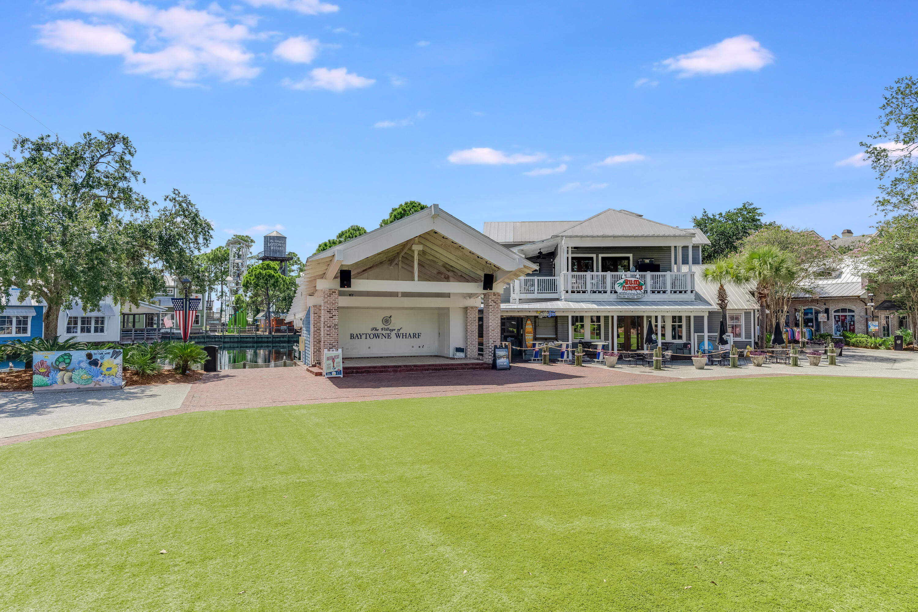 BAHIA CONDO - Residential