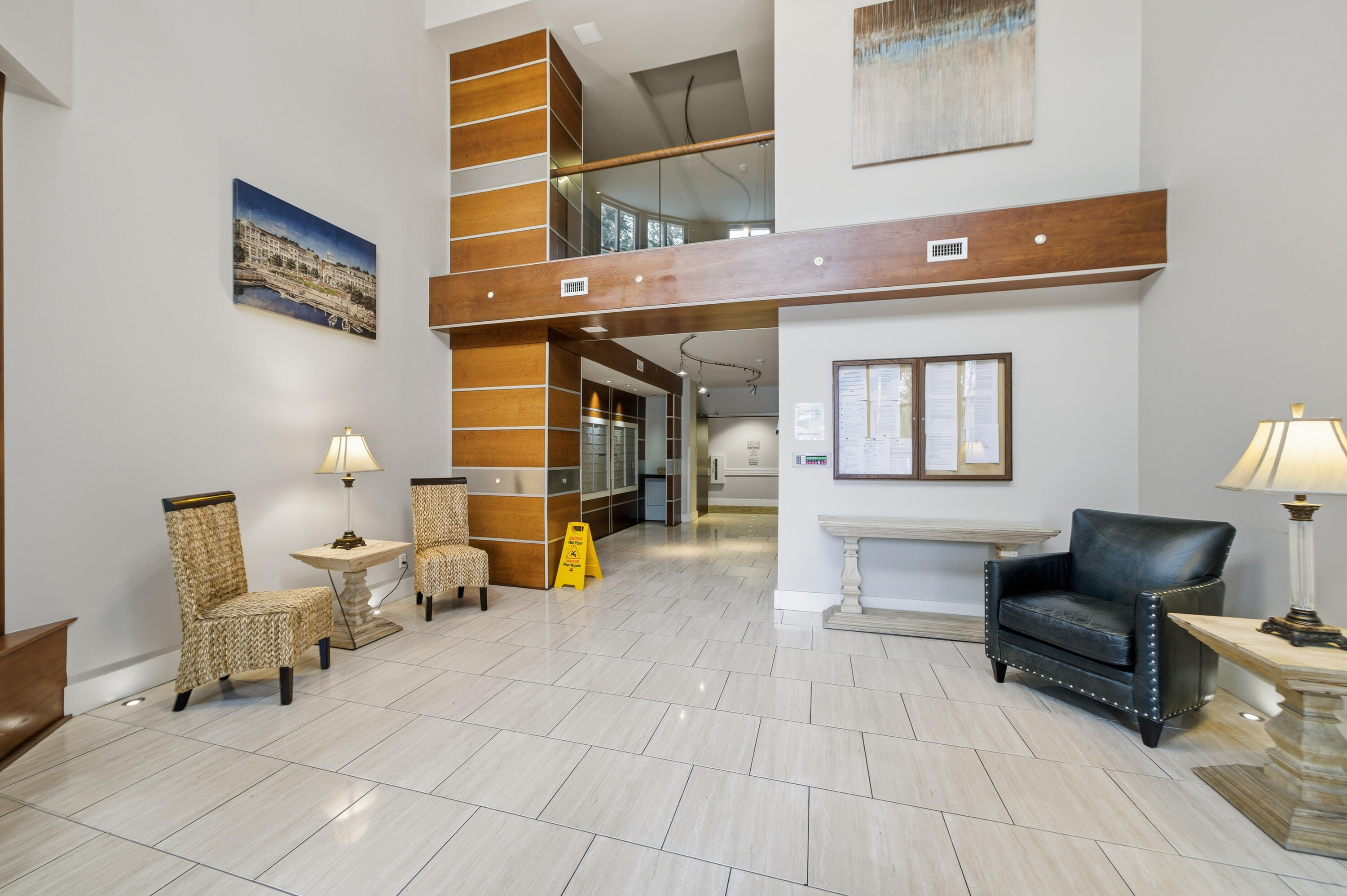 BAHIA CONDO - Residential