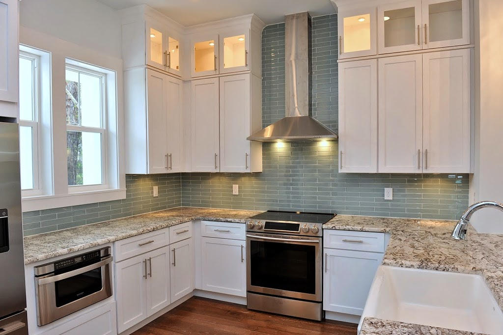 CASSINE VILLAGE - Residential