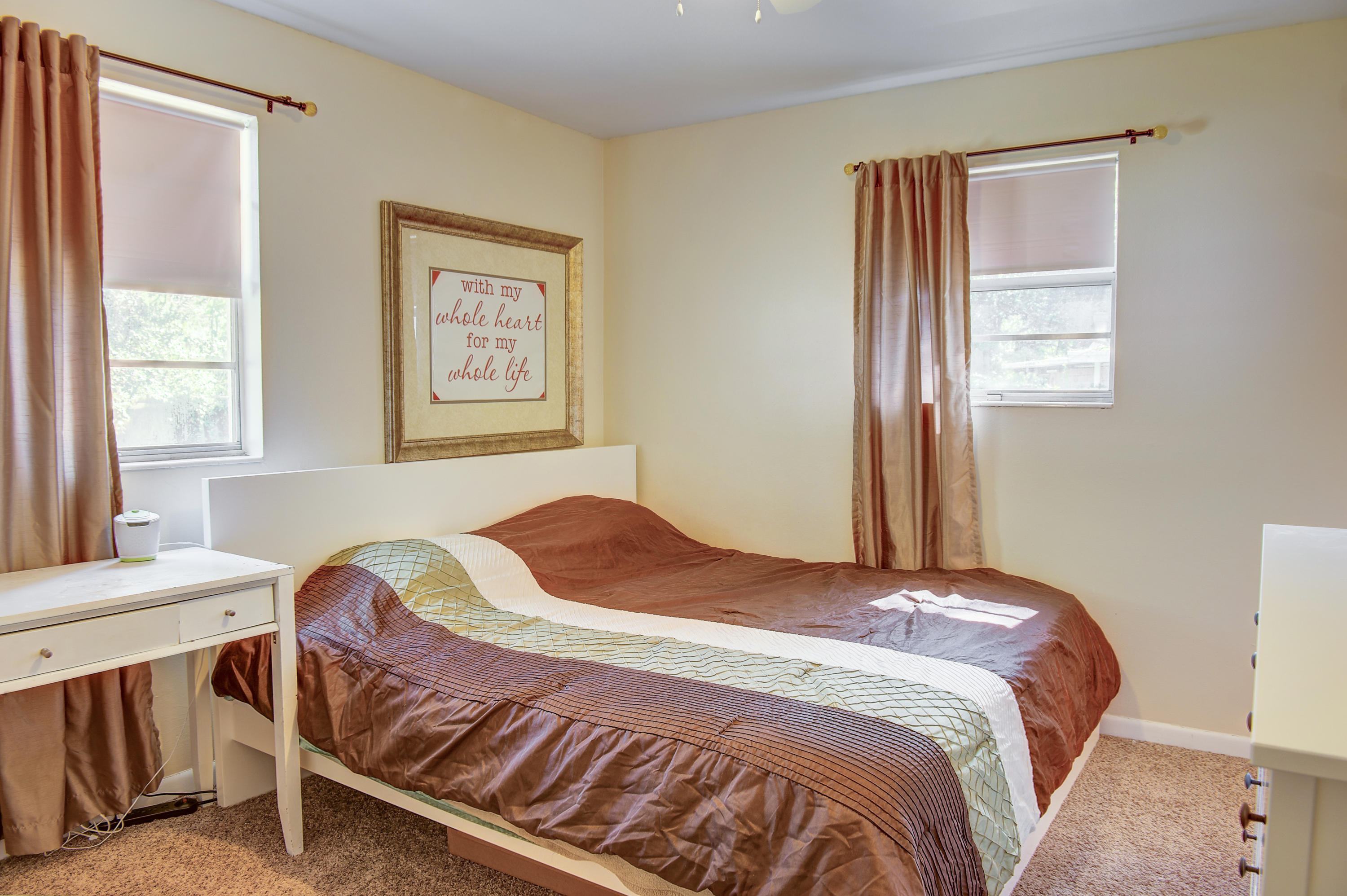 HOWARD S/D - Residential