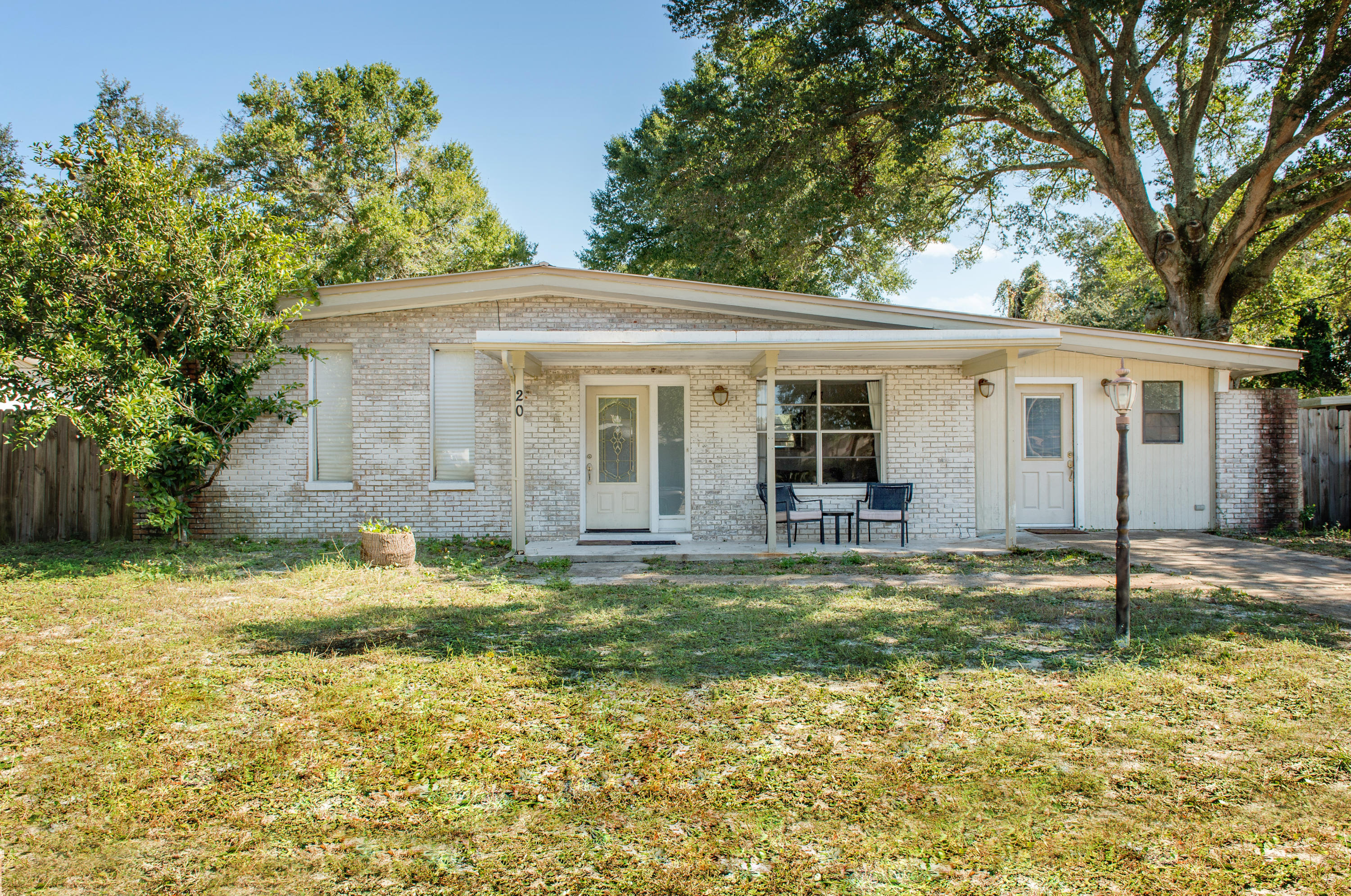 HOWARD S/D - Residential