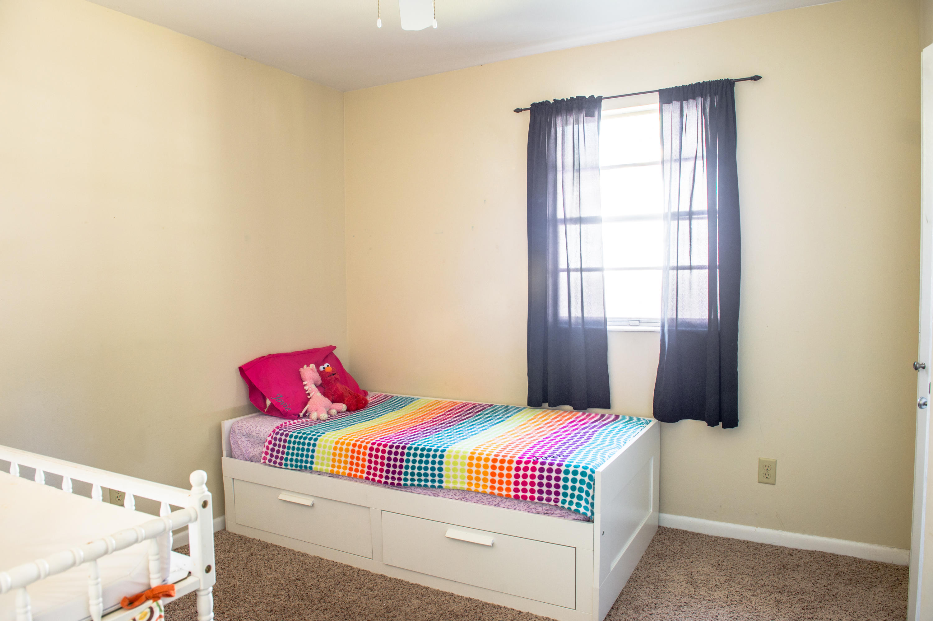 HOWARD S/D - Residential