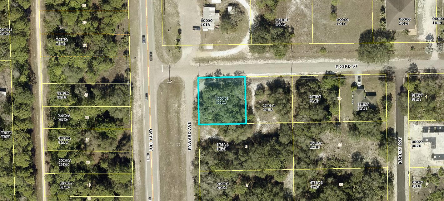 Fabulous Corner lot on E 23rd Street and Edward Ave. This is the perfect spot for your next adventure